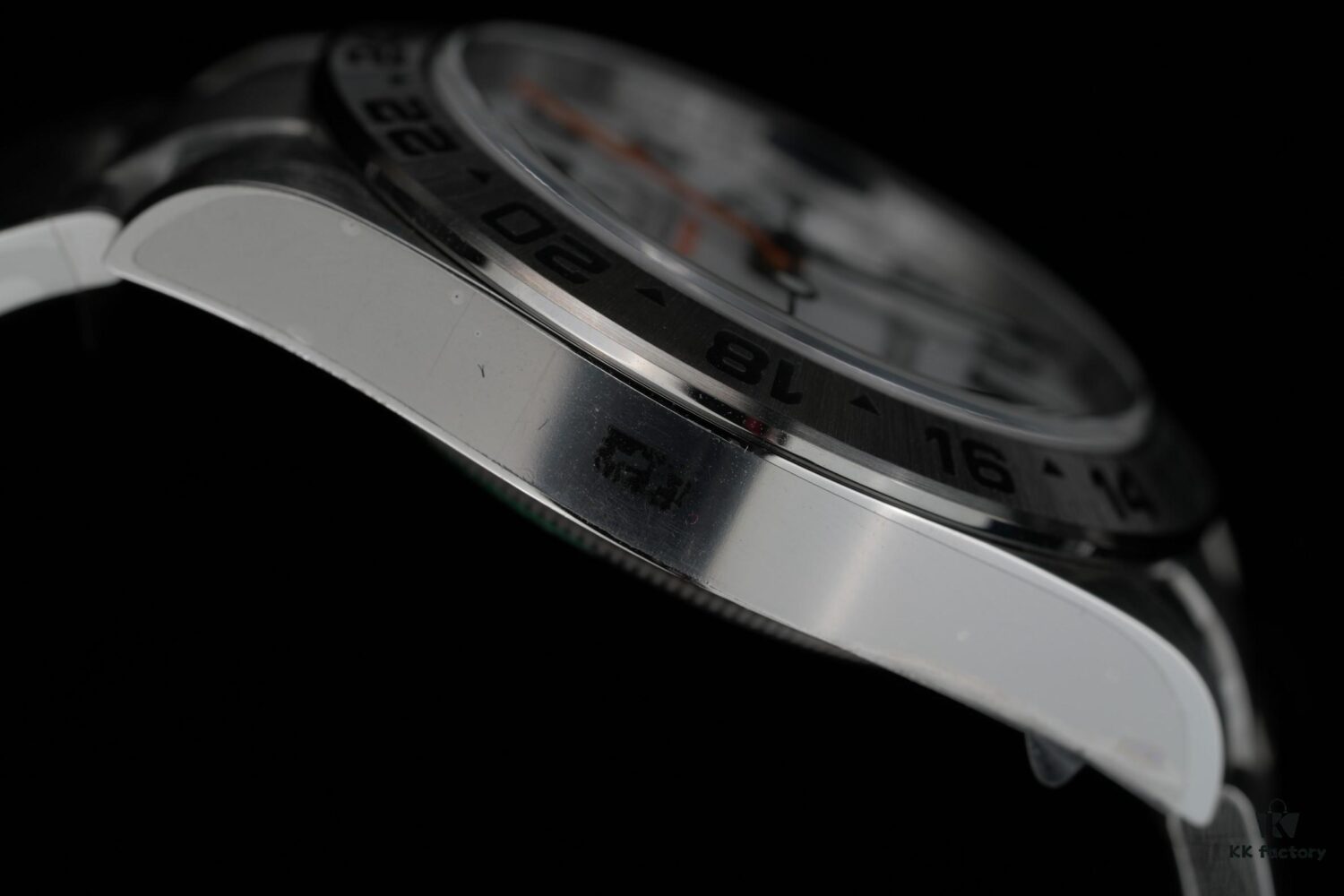 Clean Explorer 2nd Generation Real-shot