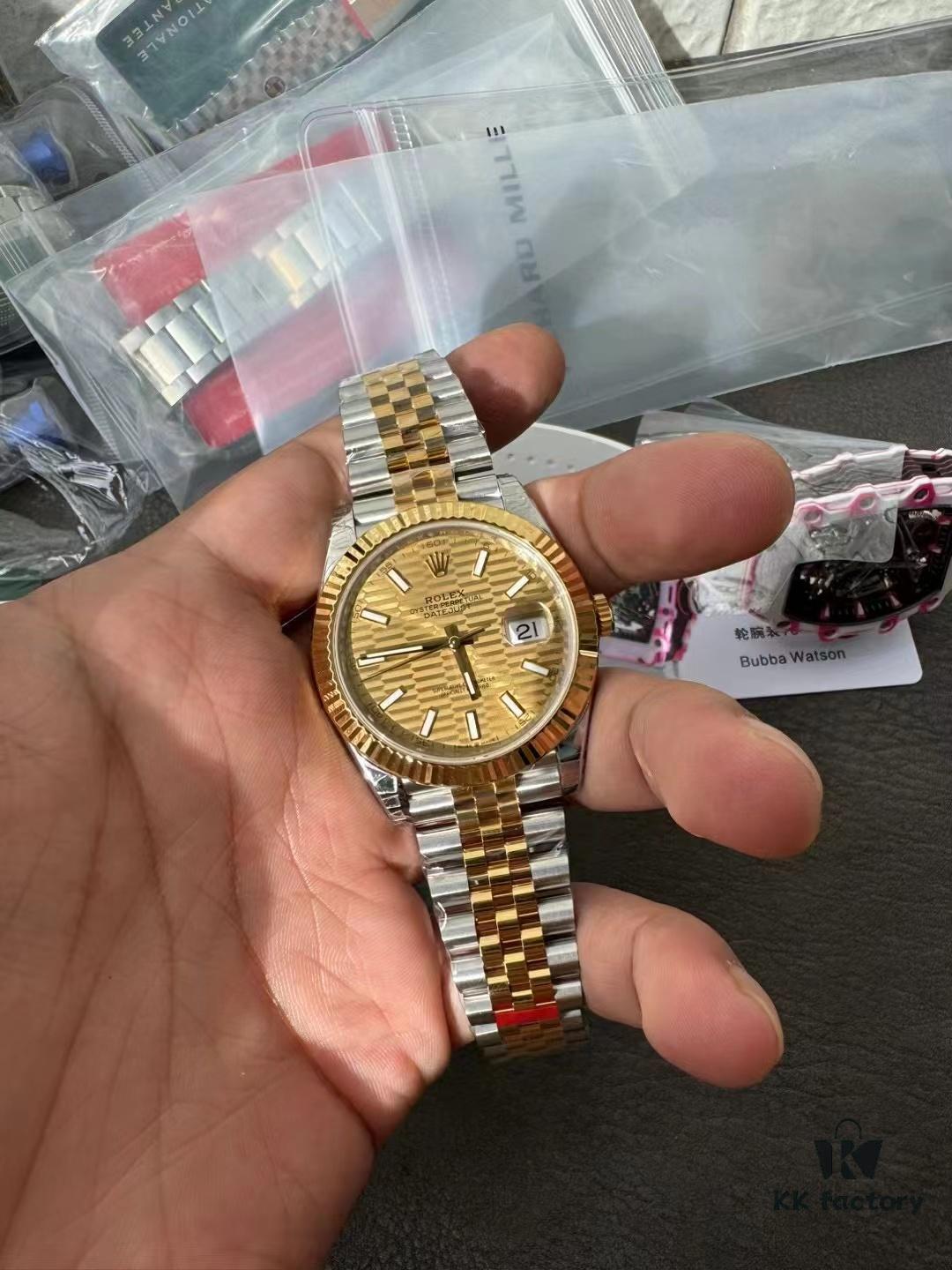 VS Rolex in Stock