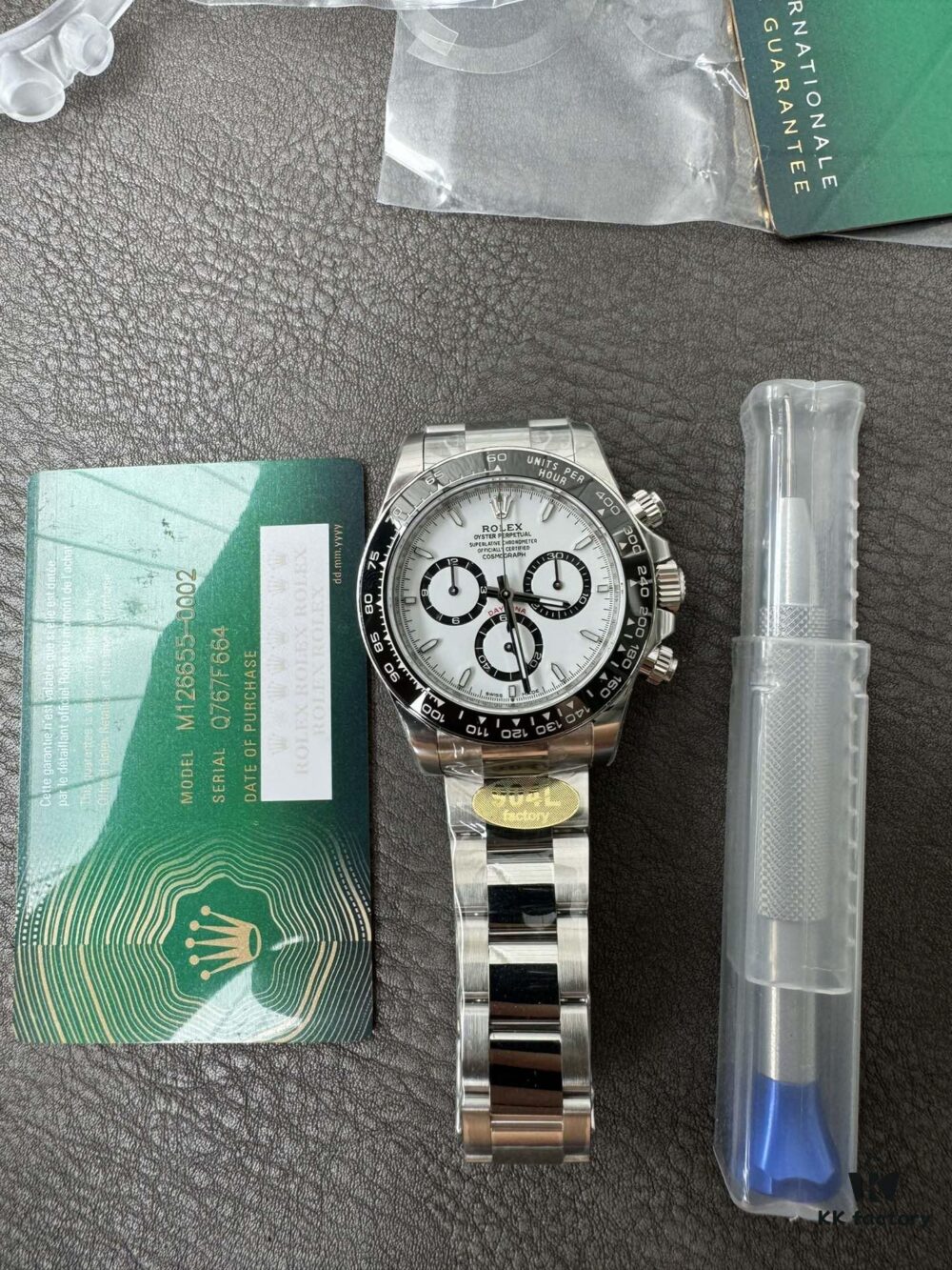 6931a66fccd8ab3d7af9ad43 904L Factory New Release 2023 Model 126500 White Ceramic Panda Black Ceramic 4131 Integrated Movement (First Batch Includes Rolex Stainless Steel Strap and Exclusive T-Screwdriver for Precision Disassembly)