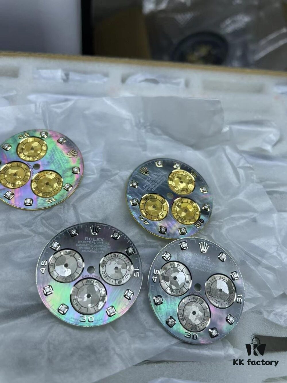 6931a687ccd8ab3d7af9aee0 Tahitian Black Shell Three-Eye Inlay Chip with Digital Scale Matching Design