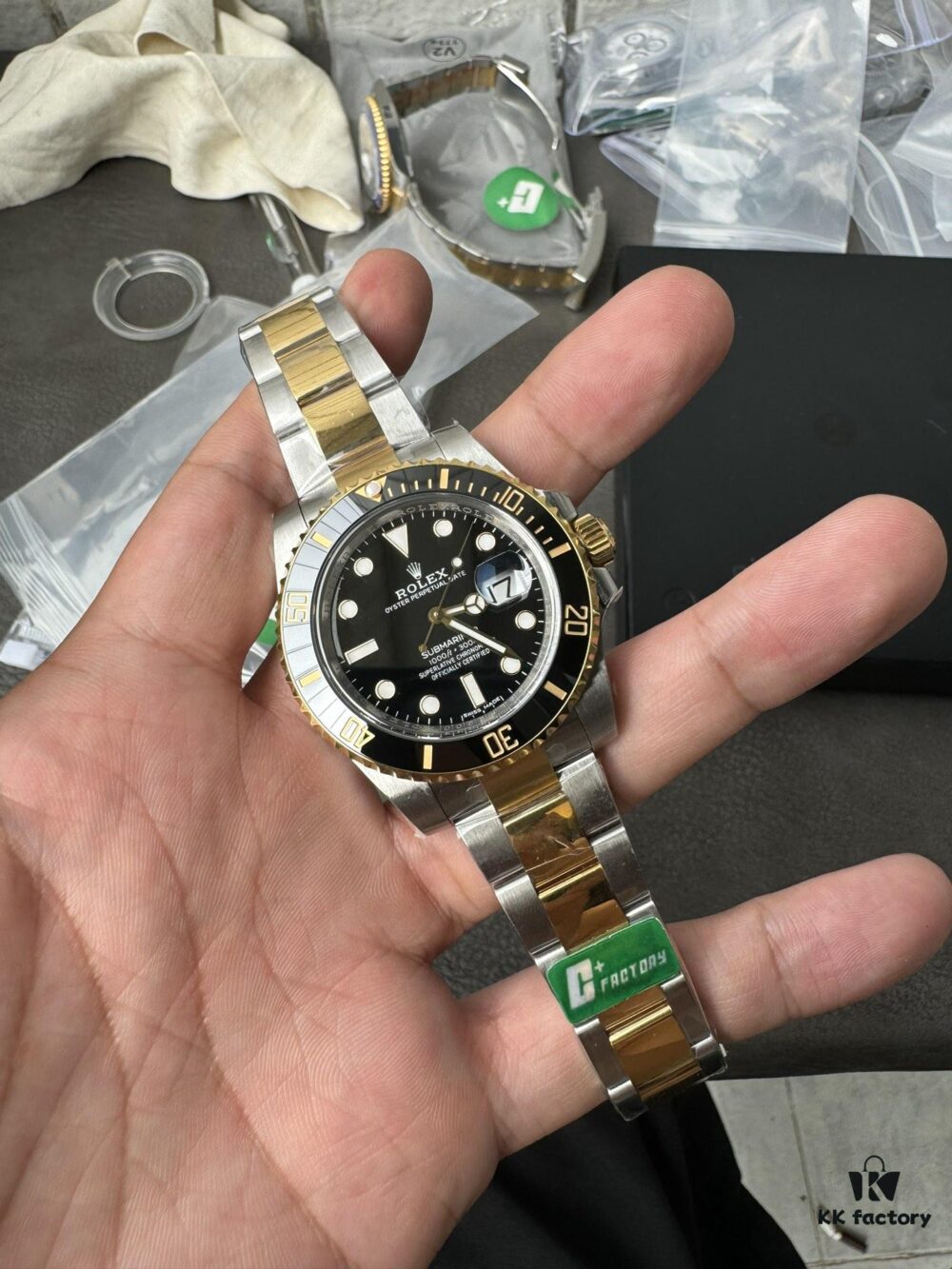 6931a68dccd8ab3d7af9af54 C+ Gold-Plated Black Water Ghost with Counterweight Version, Weighted Back Cover, Resistant to Oxidation, Discoloration, and Peeling