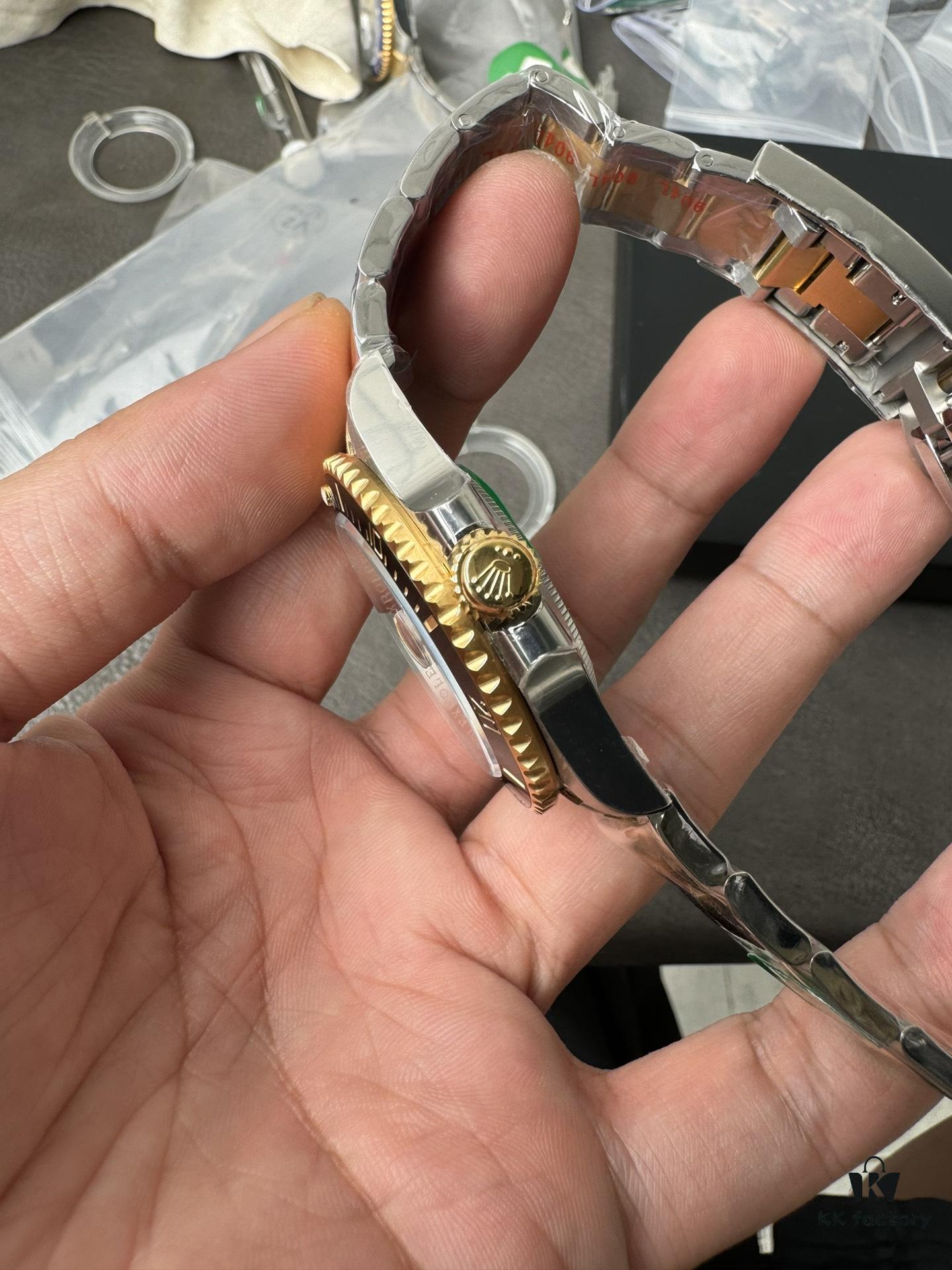 C+ Gold-Plated Black Water Ghost with Counterweight Version, Weighted Back Cover, Resistant to Oxidation, Discoloration, and Peeling