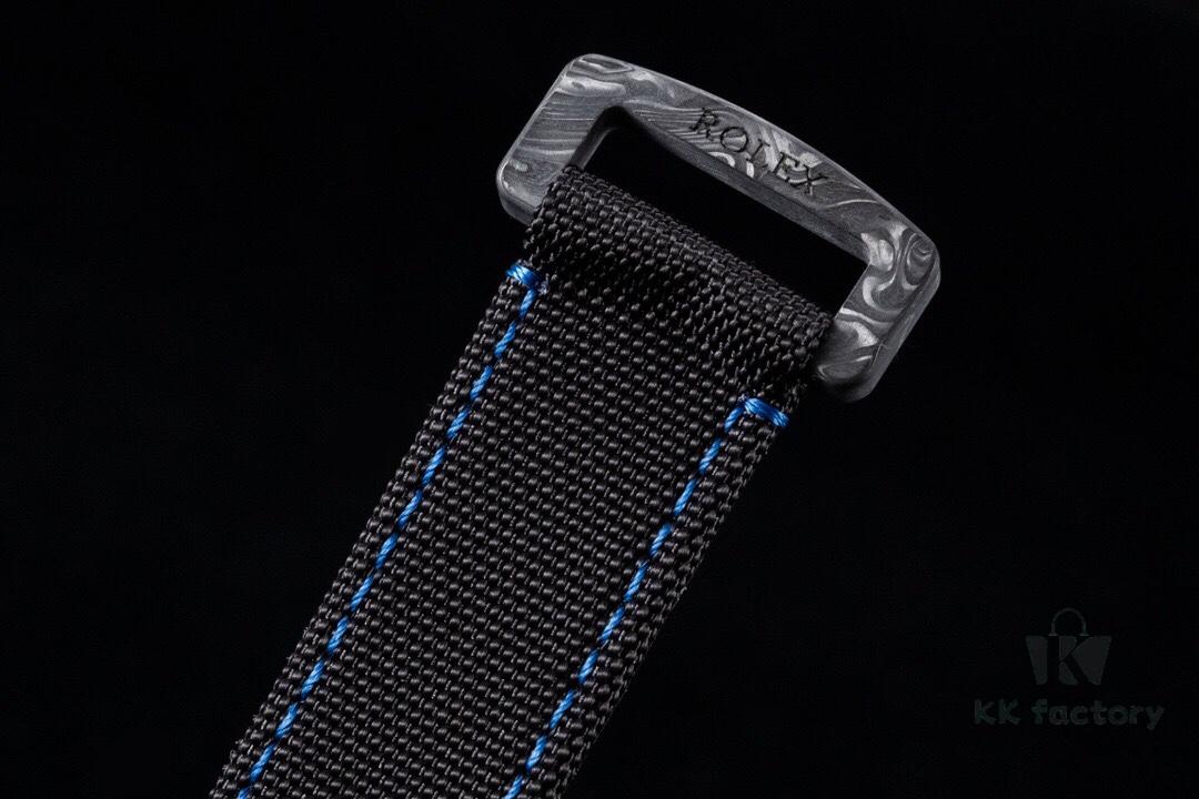 6931a6a6ccd8ab3d7af9b0f0 New Arrival Craftsmanship Unity Carbon Fiber Custom Edition Watch