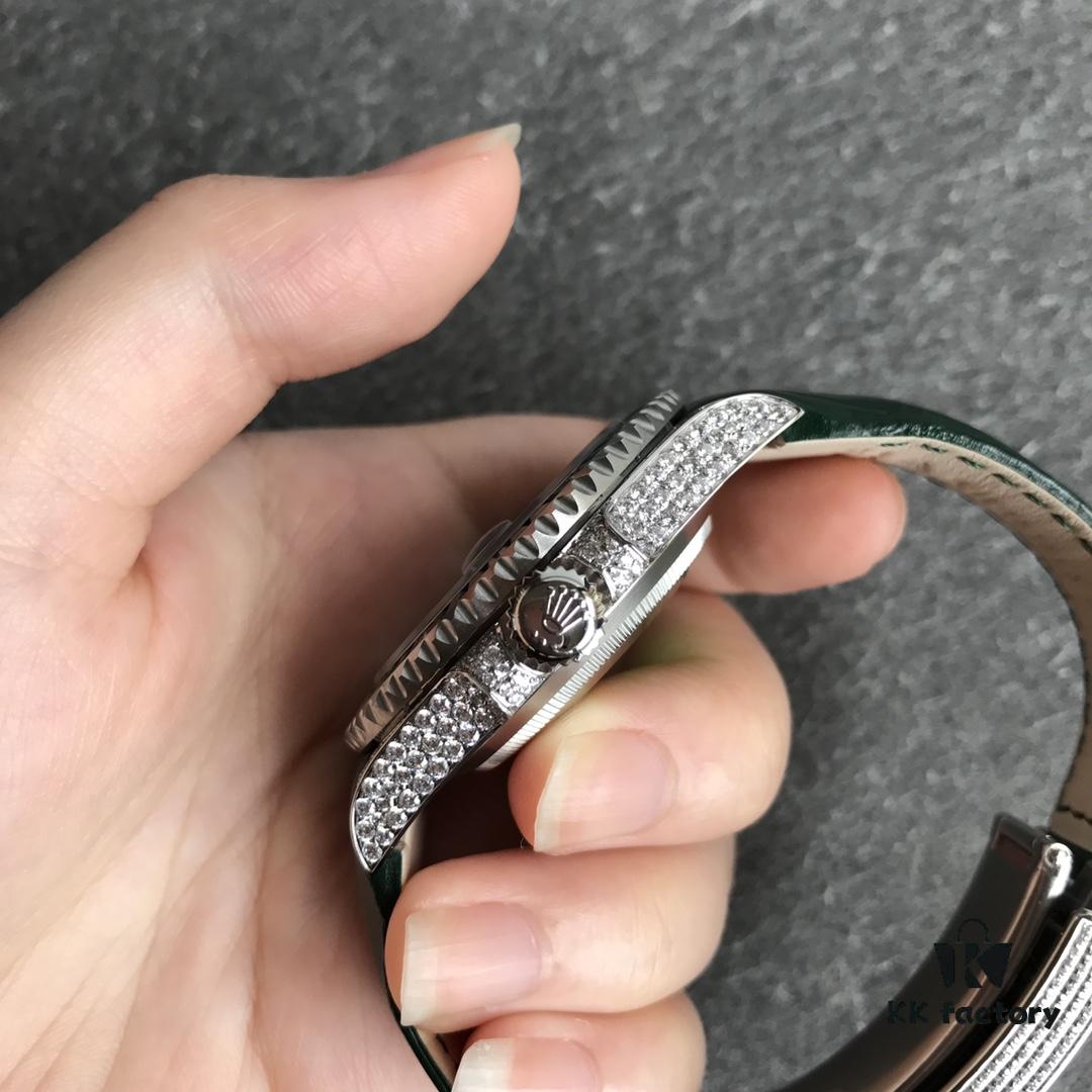 6931a6f9ccd8ab3d7af9b680 Player's Poison: Rolex Submariner 360 Full Diamond Luxury Watch - V3 Top-Tier Custom Edition, 40mm, Symbol of Status