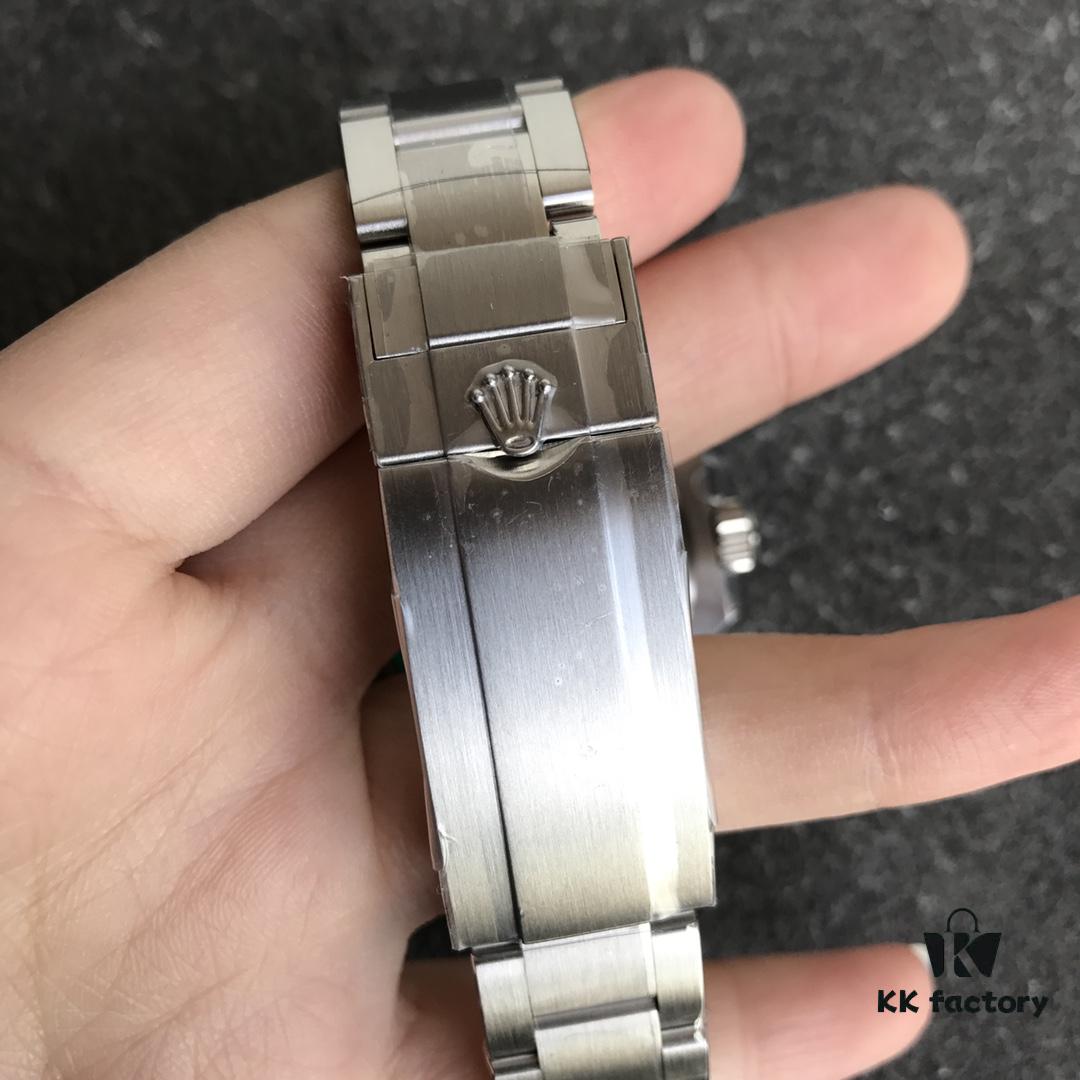 ZR Launches Most Cost-effective CLEAN Bezel Submariner Ever!