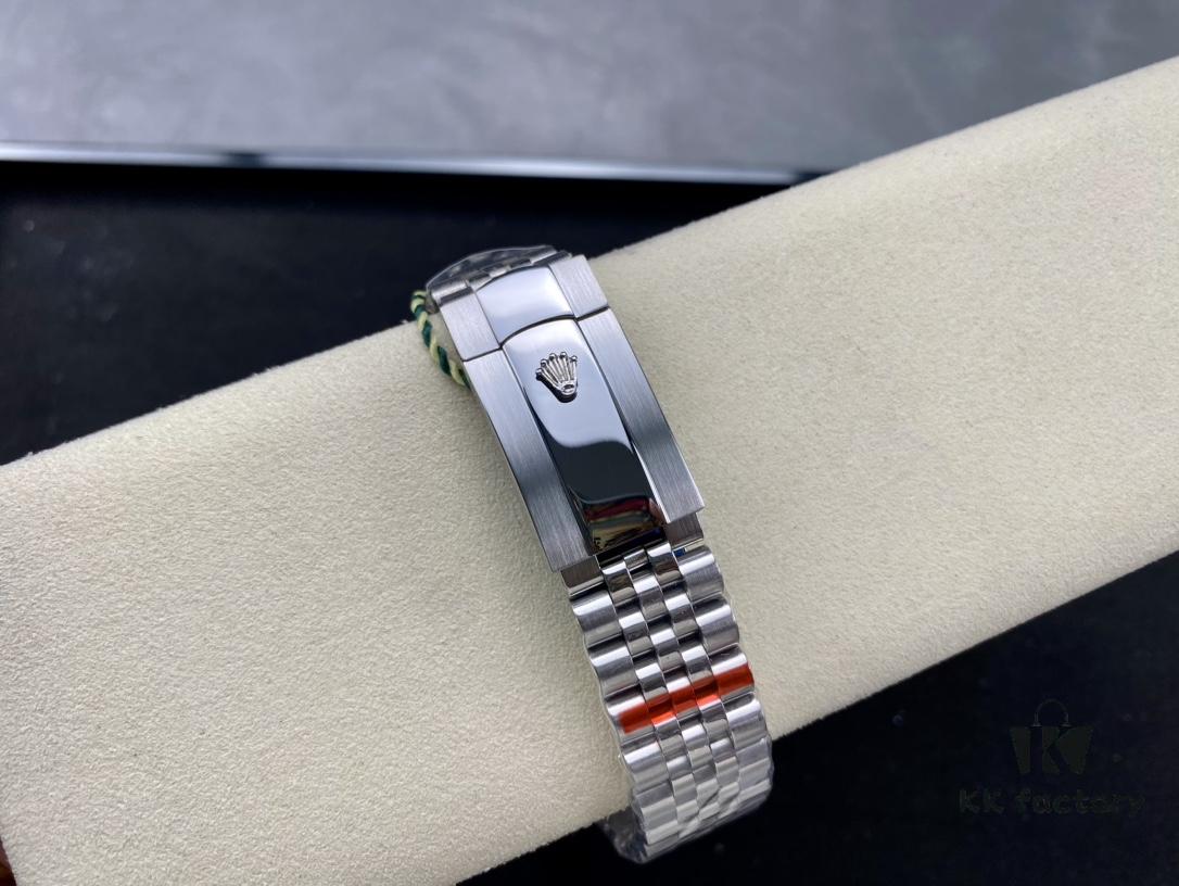 Rolex Datejust Series 36mm with Single Calendar