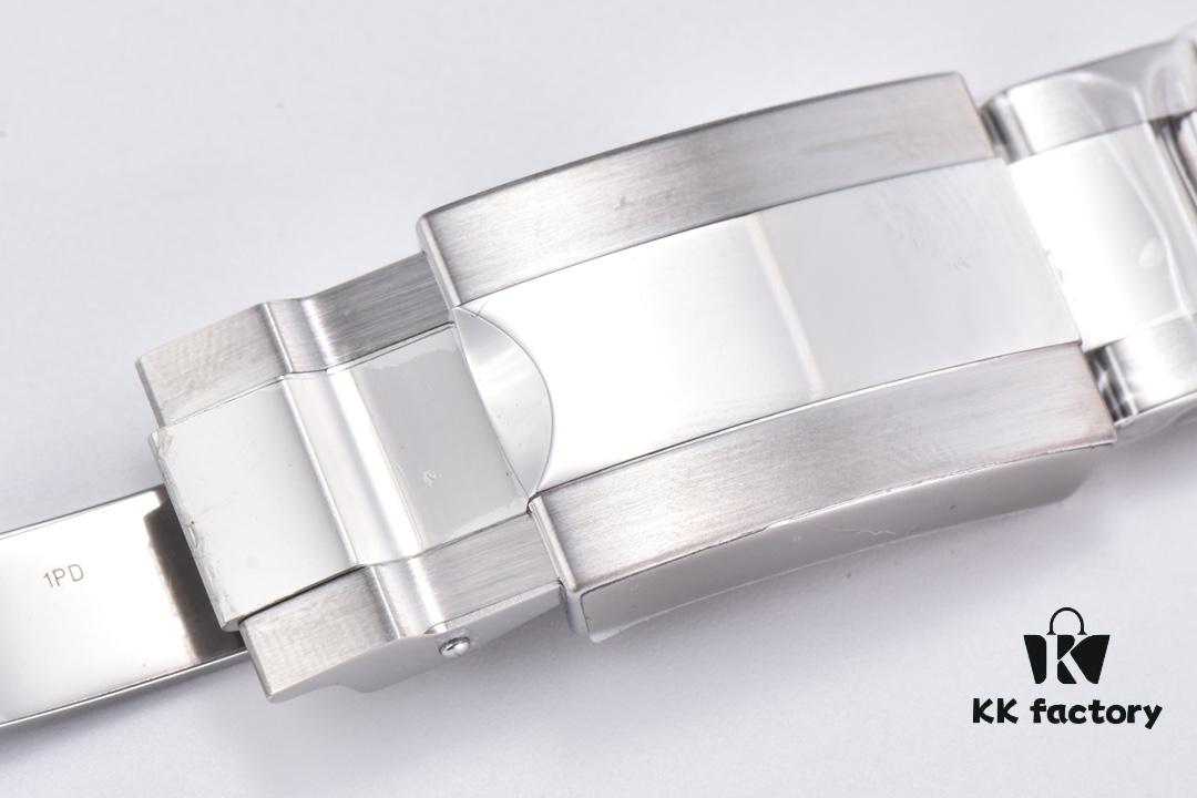 6931a7a2ccd8ab3d7af9c08c Clean Factory New Model Rolex GMT-Master 126719 White Gold Blue Enamel Dial