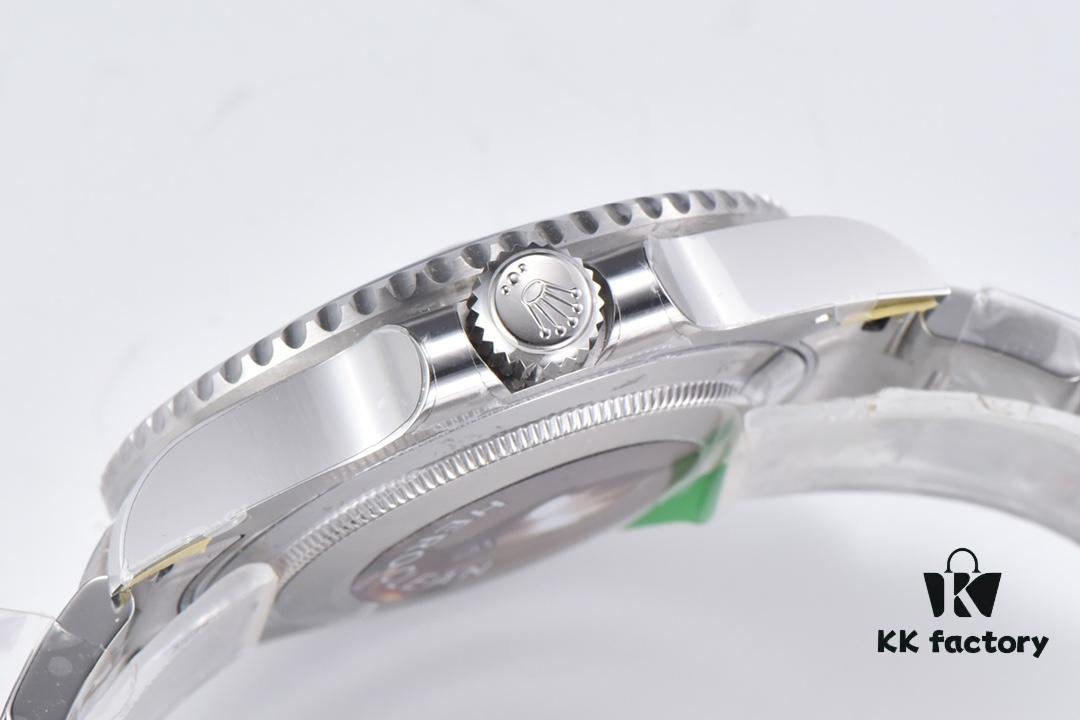 6931a7a2ccd8ab3d7af9c08f Clean Factory New Model Rolex GMT-Master 126719 White Gold Blue Enamel Dial
