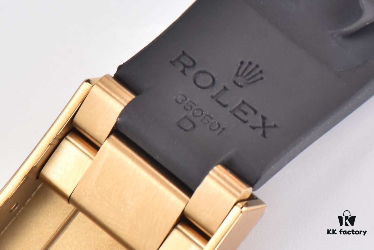6931a7a6ccd8ab3d7af9c0cd C Factory Rolex Daytona 116519 in White Gold with Grey Meteorite Dial and Rubber Strap