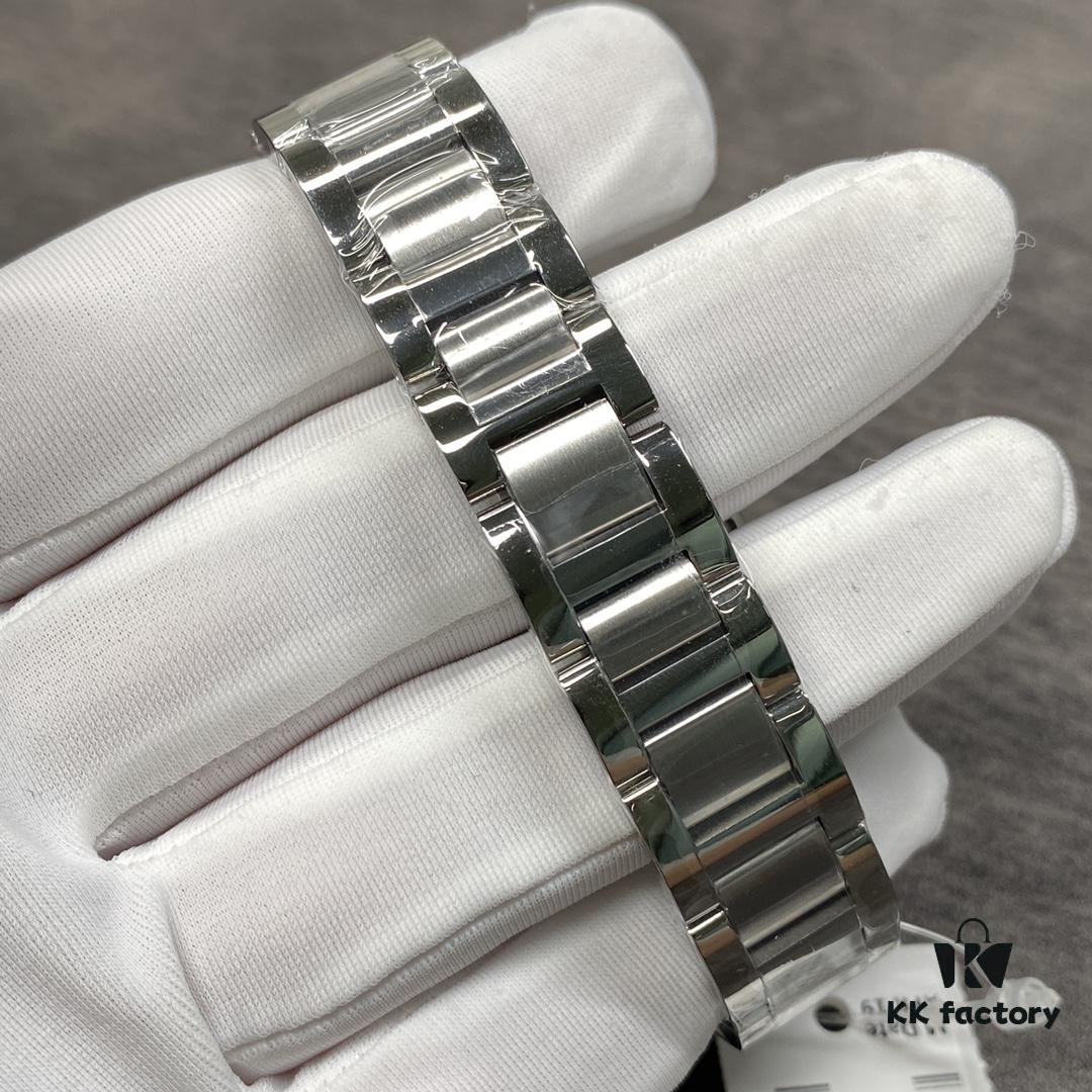 6931a7f0ccd8ab3d7af9c58d Cartier Ballon Bleu 33mm Women's Watch, Size 33MM, Actual Product Photos