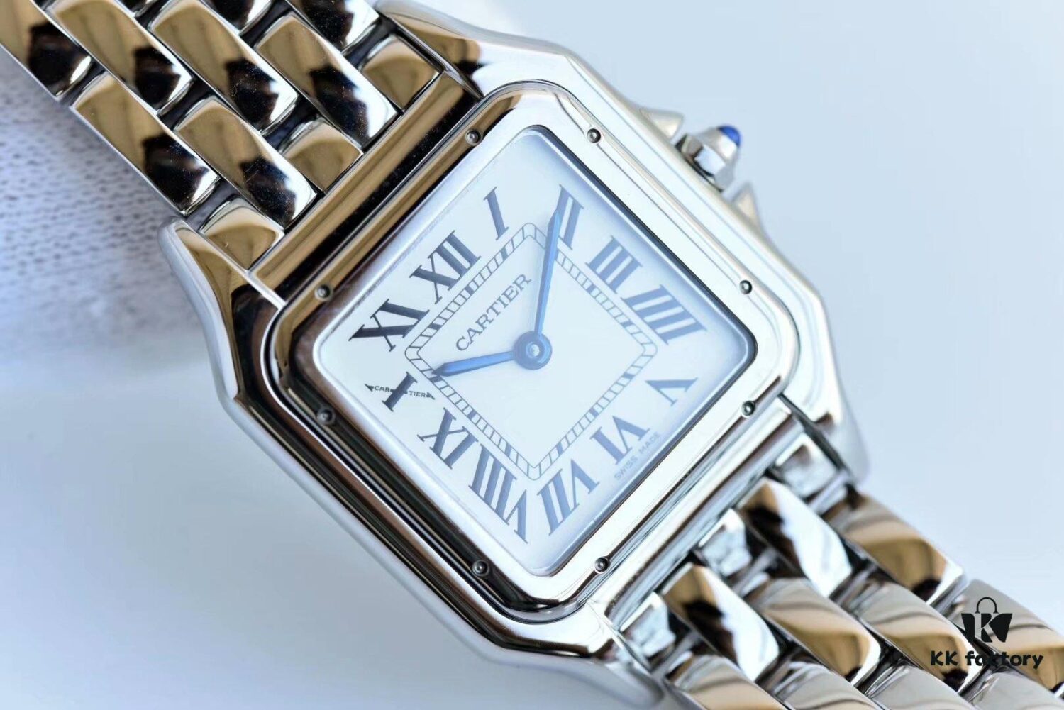 6931a7f8ccd8ab3d7af9c613 GF's Strongest Women's Watch Series — Cartier Panthère de Cartier