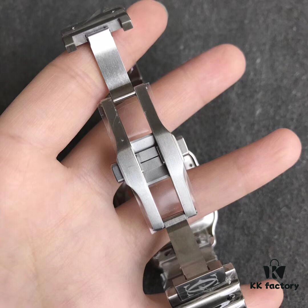 6931a7feccd8ab3d7af9c67a BV Production - Cartier New Santos Model