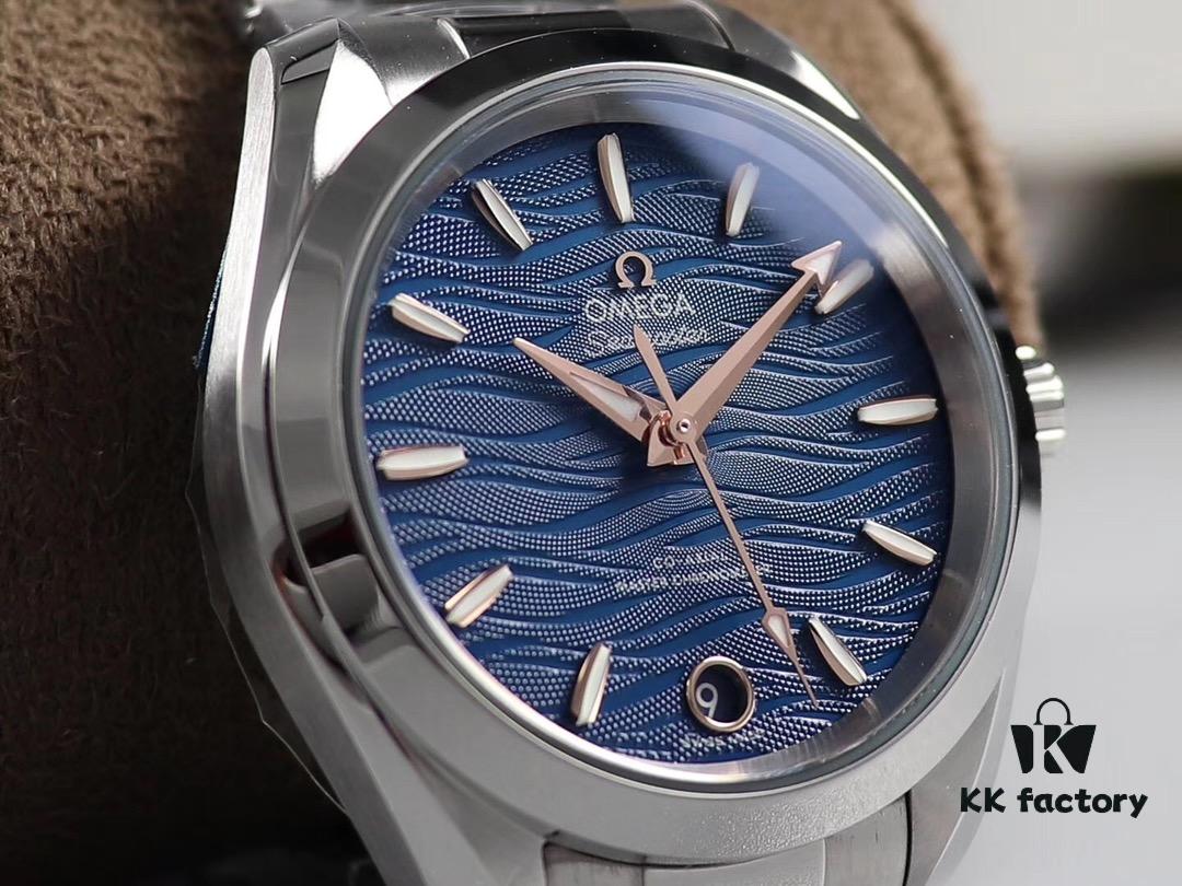 6931a807ccd8ab3d7af9c715 VS's First Women's Mechanical Watch - 34mm