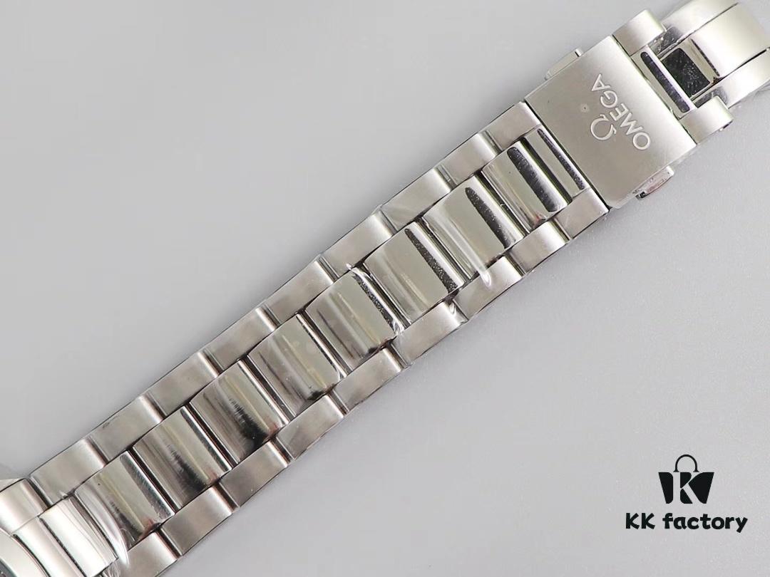 6931a808ccd8ab3d7af9c719 VS's First Women's Mechanical Watch - 34mm