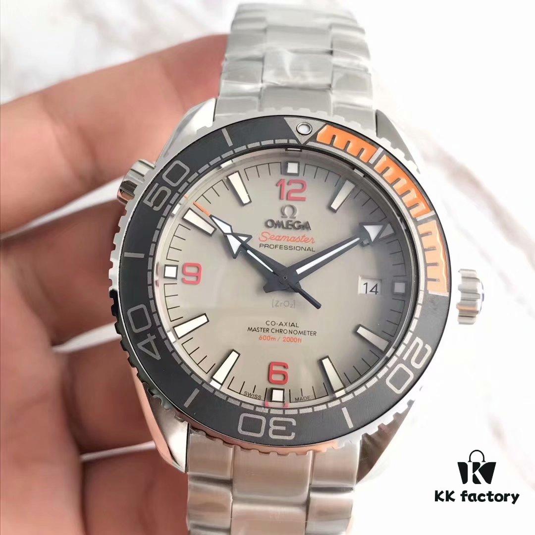 6931a80bccd8ab3d7af9c754 BF Fine Collection Omega Seamaster 600m Diver's Watch for Men, Equipped with Original Co-Axial 8900 Movement, Deep Waterproof, Superb Luminescence, Fully Replicated 1:1 Structure, Flawless and Perfect (Compatible with Steel and Rubber Straps)