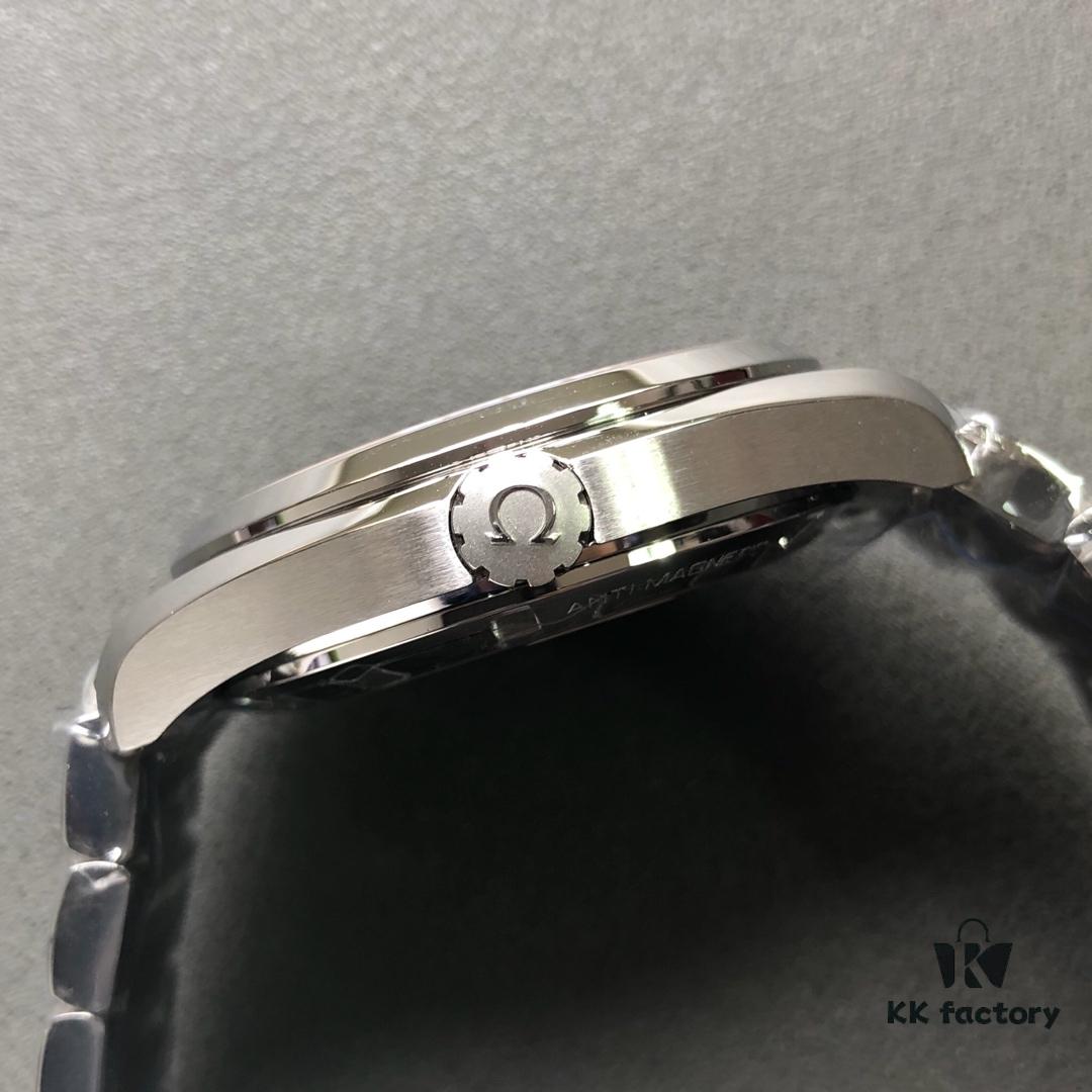 6931a80fccd8ab3d7af9c78b VS Omega Seamaster Aqua Terra 150 with VS New Integrated 8500 Movement