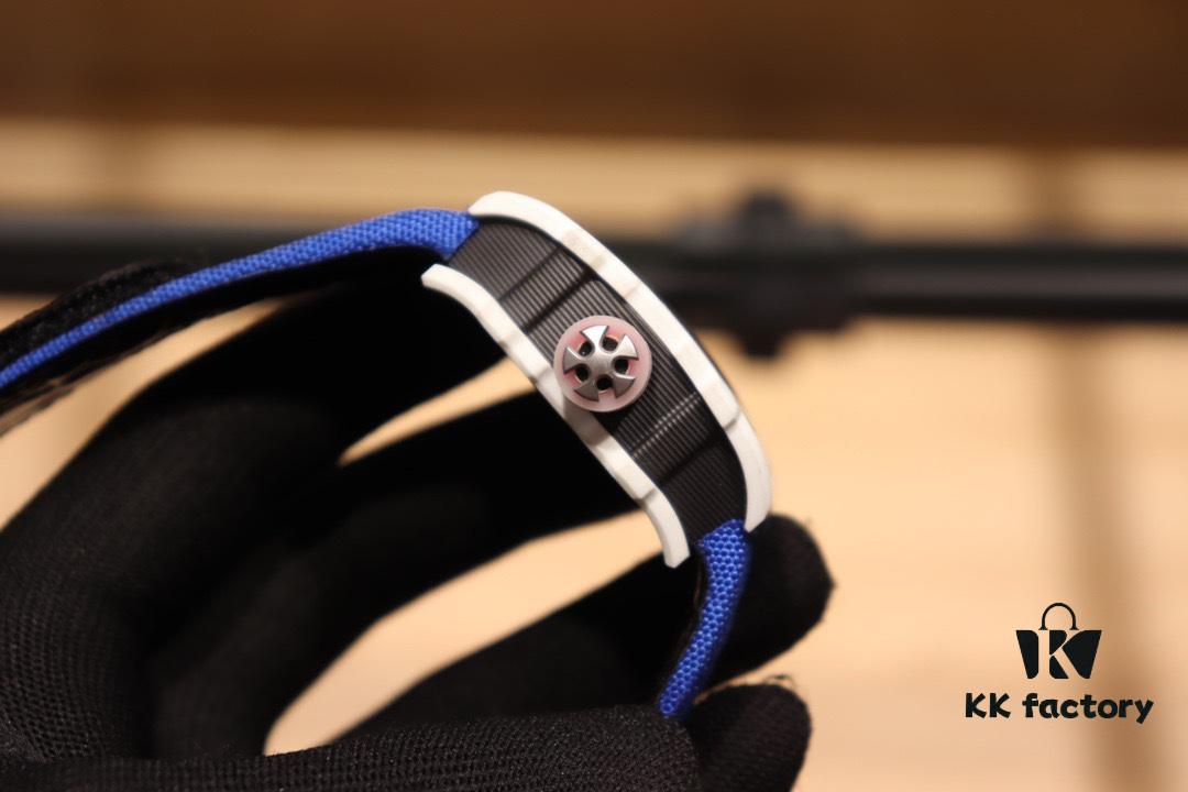 6931a836ccd8ab3d7af9ca23 Richard Mille RM67-02 High Jumper Champion Edition 1:1 Precision Molded
