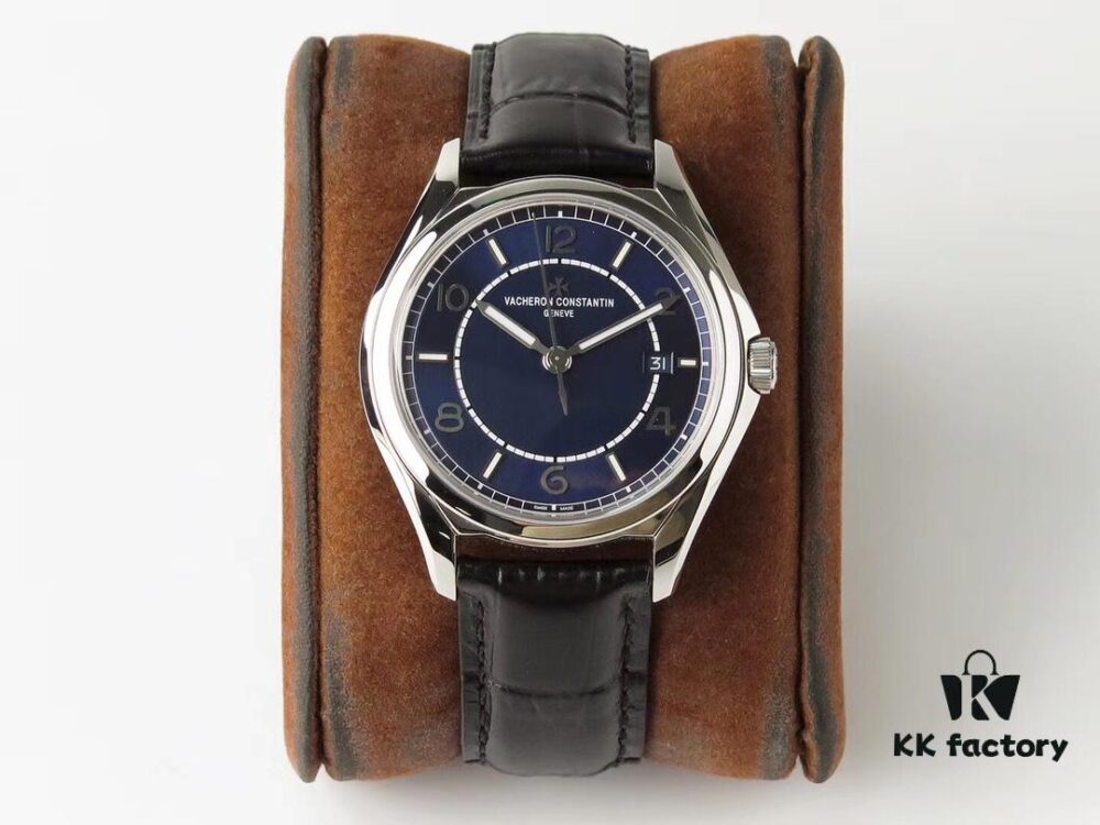 6931a869ccd8ab3d7af9cd72 ZF Unveils 'Steel King' Masterpiece: Vacheron Constantin Overseas Series Three-Hand Watch