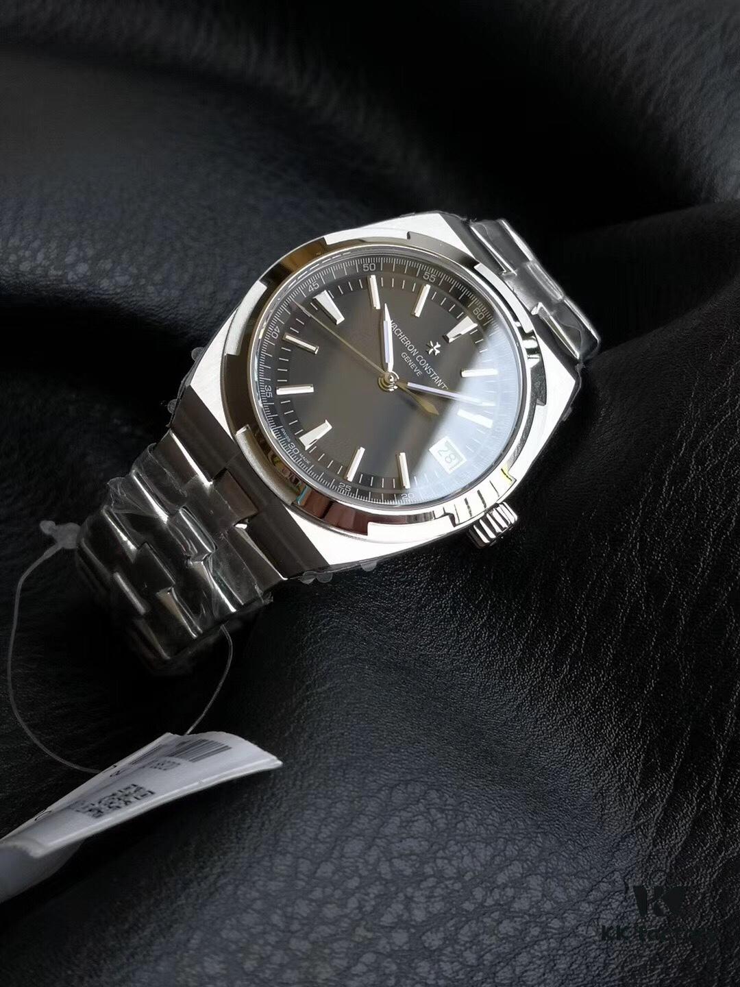 6931a86accd8ab3d7af9cd7e 8F Luxury: Vacheron Constantin Overseas Tourbillon 4500V/110A-B126 Watch (Stainless Steel - Silver Dial with Sunburst Satin Silk Finish, Velvet-Like Smooth Bezel, 18K Gold Hour Markers, Hands with White Luminescent Coating, Custom 5100 Fully Automatic Movement, 41mm), Dedicated to the Bold and Resolute Traveler, Heaven Protects the Globe