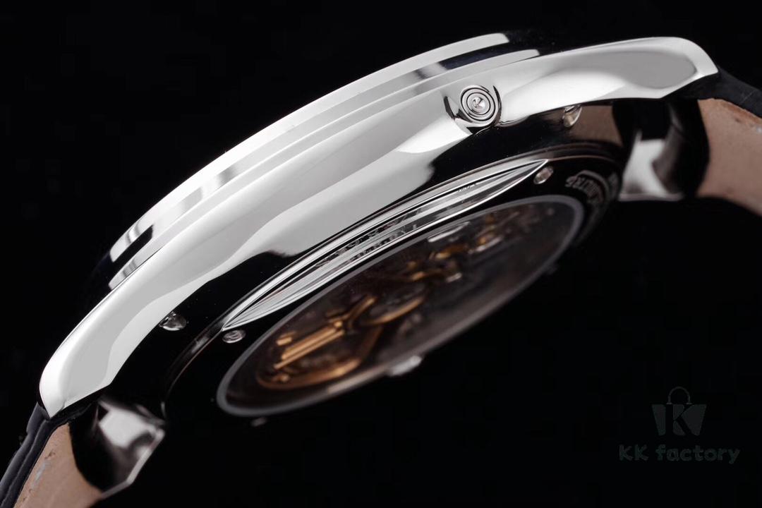 6931a878ccd8ab3d7af9ce63 Stellar Elegance: Admire the Heart and Moon — AZ's Tribute to Jaeger LeCoultre Master Collection Q1368420 Moonphase Watch
