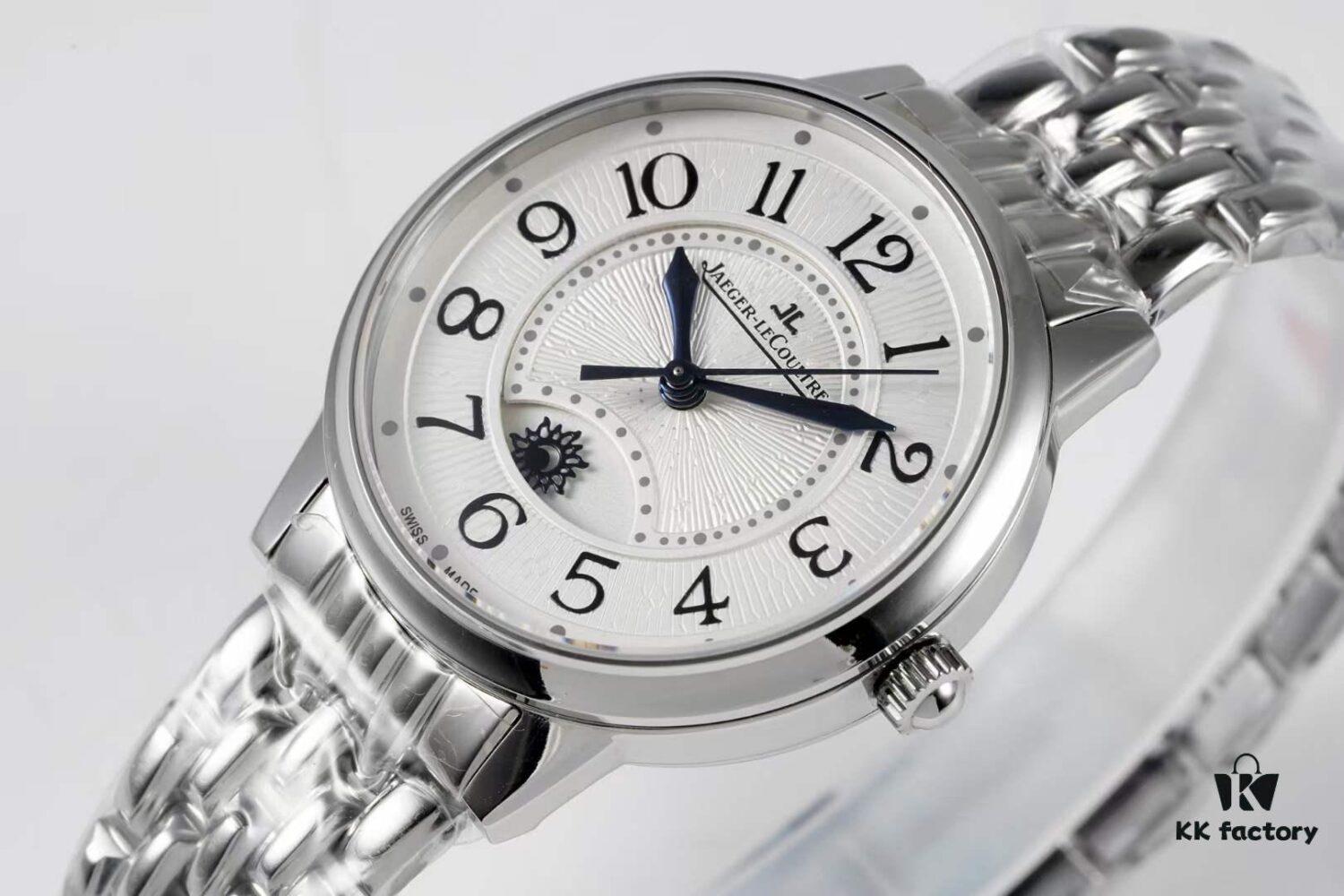 6931a878ccd8ab3d7af9ce68 BF Fine Collection Jaeger LeCoultre Rendez-Vous Series with Imported 316L Stainless Steel Bracelet, Top-Quality Blued Steel Hands, Equipped with Modified Imported 9015 Movement Simulating Original Cal. 898A Automatic Self-Winding Movement (Without Additional Plate), Featuring Day-Night Display, Diameter: 34mm, Thickness: 10mm