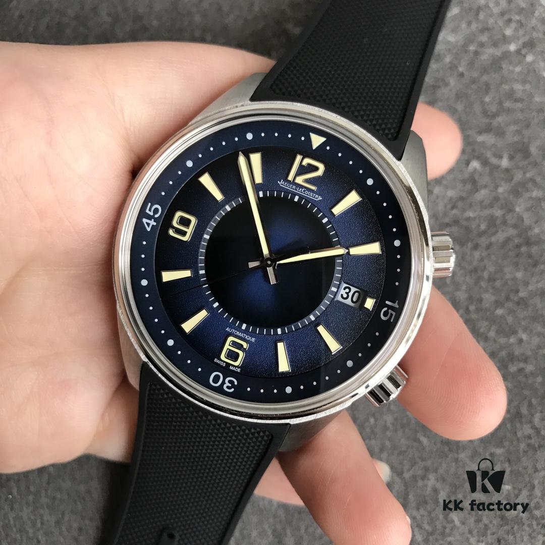 6931a87accd8ab3d7af9ce8a GP Factory New Release: Gradient Blue-to-Black Dial, Q9068681 Model, 42mm Stainless Steel Dive Watch – A Modern Classic Inspired by the 1968 Memovix Series