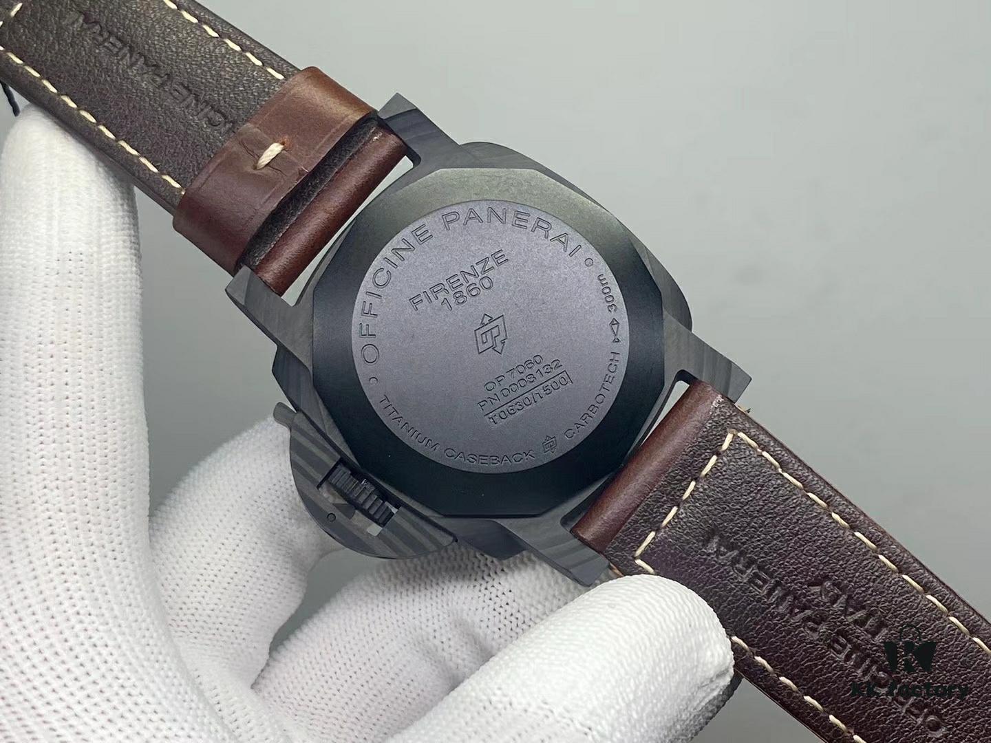 VS Panerai 661