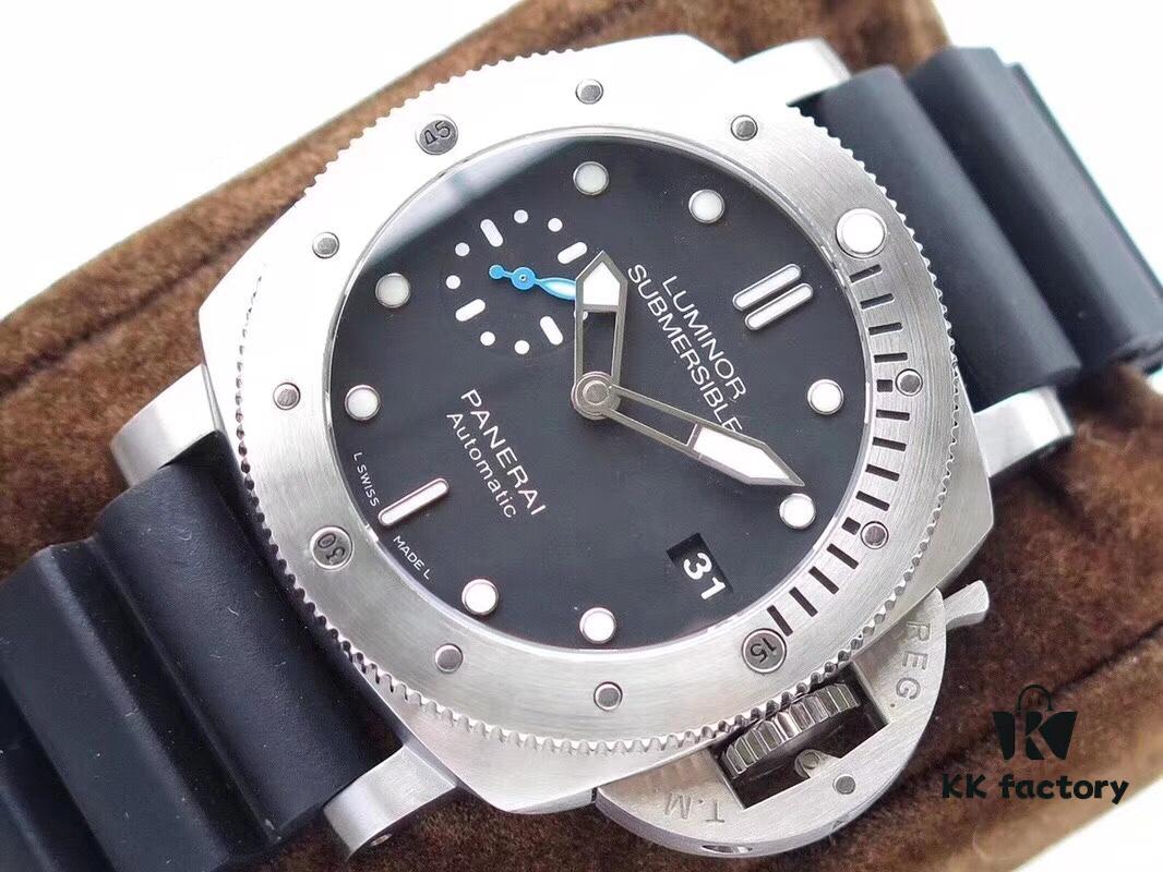 6931a896ccd8ab3d7af9d05b ZF Production Panerai Pam682, Small Case with Natural Rubber Strap