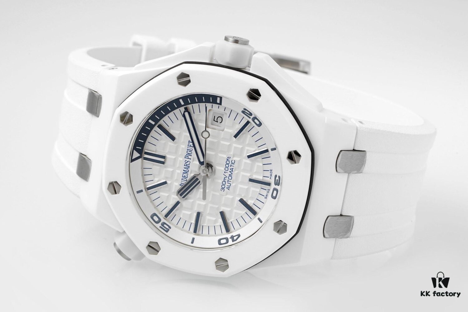 6931a89dccd8ab3d7af9d0ca APS New Arrival 15707CB Powered by Top-Tier 3120 Integrated Movement Makes a Strong Debut