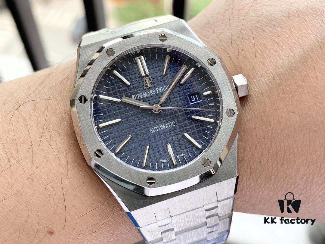 6931a8afccd8ab3d7af9d1f8 Royal Oak 15400 Series Men's Watch