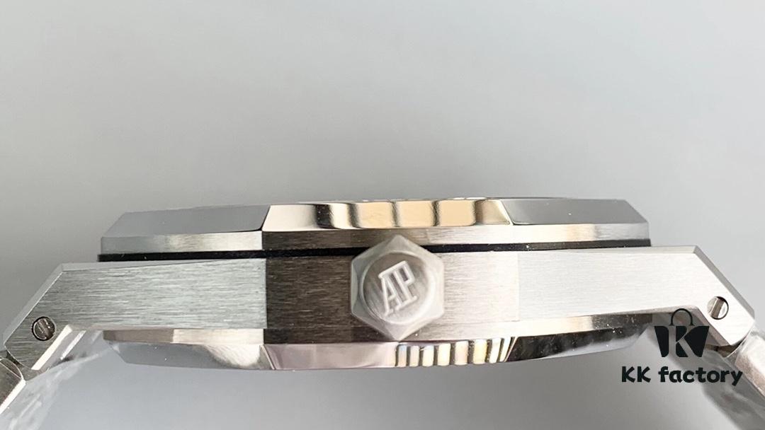 6931a8afccd8ab3d7af9d1fa Royal Oak 15400 Series Men's Watch