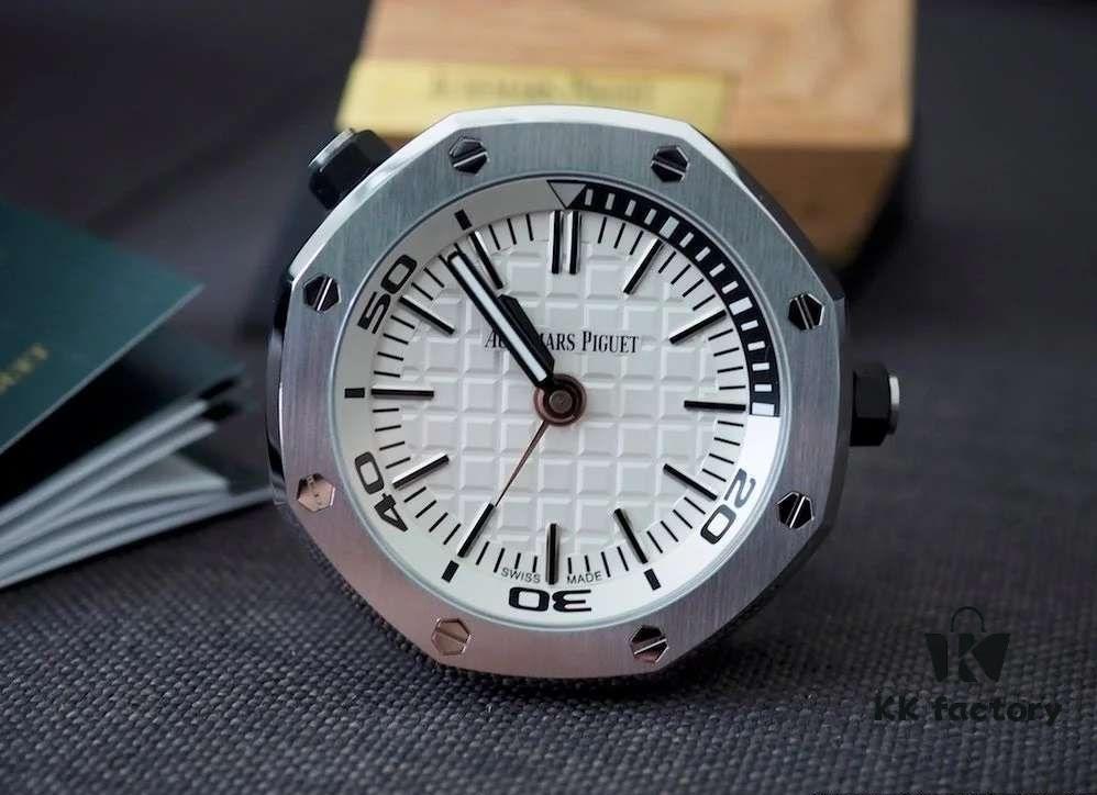 6931a8b0ccd8ab3d7af9d209 TZ Royal Oak Series 15710 Desk Clock / Mini Clock, Soulful Accent for Office, Study, or Cockpit