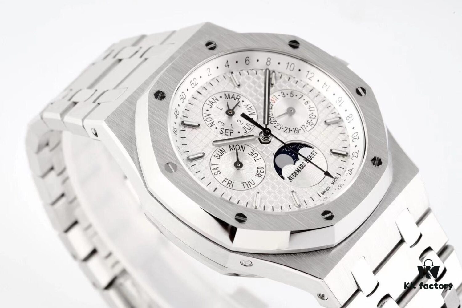 BF New Arrival AP Audemars Piguet Royal Oak Series Multi-Function Watch 26574, 26606