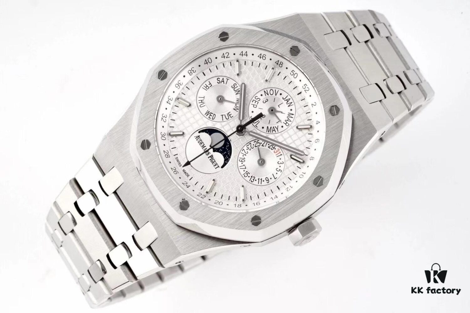 BF New Arrival AP Audemars Piguet Royal Oak Series Multi-Function Watch 26574, 26606