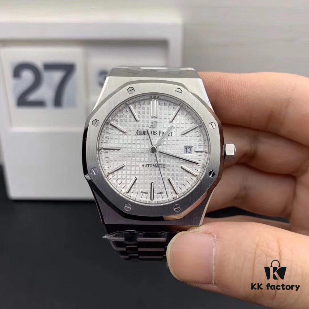 6931a8baccd8ab3d7af9d2b8 ZF Redefines Audemars Piguet Royal Oak 15400 Series! Technical Breakthrough Solves Long-Standing Industry Challenges