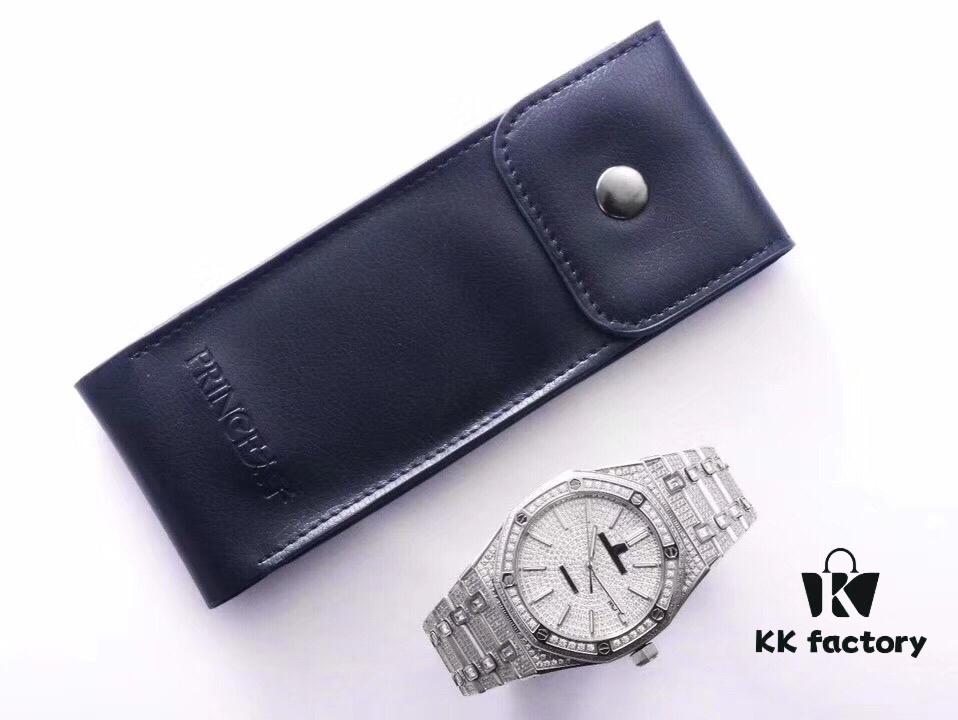 6931a8beccd8ab3d7af9d2f2 TZ Royal Oak Series 15452 Men's Full Diamond Pavé Watch (New Version: Side Diamonds, Bracelet Set with Large Square Diamonds, Bar Index Markers, and Built-in Logo)