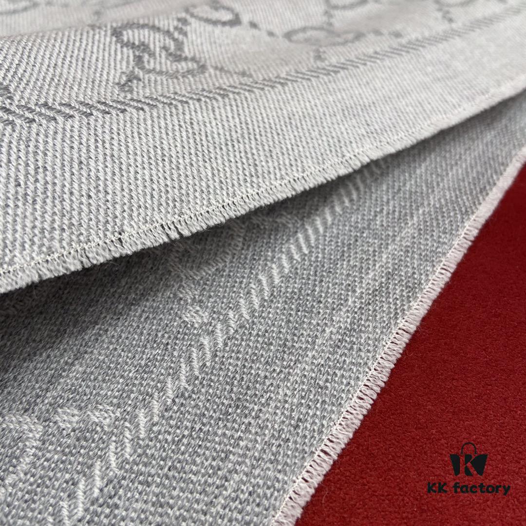 6931a8d6ccd8ab3d7af9d3ba Classic Upgrade - Gray GUCI Double-Sided Jacquard Wool Scarf