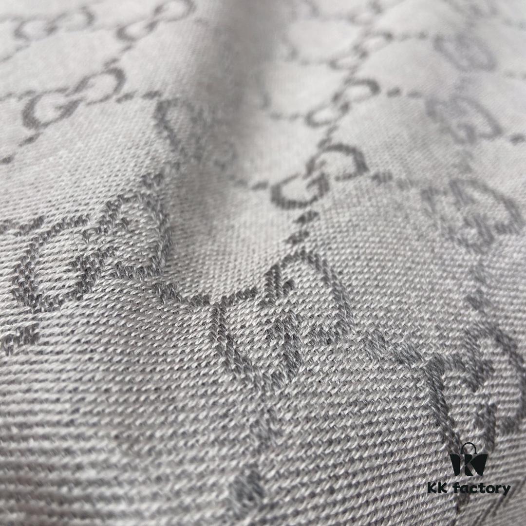 6931a8d6ccd8ab3d7af9d3bc Classic Upgrade - Gray GUCI Double-Sided Jacquard Wool Scarf
