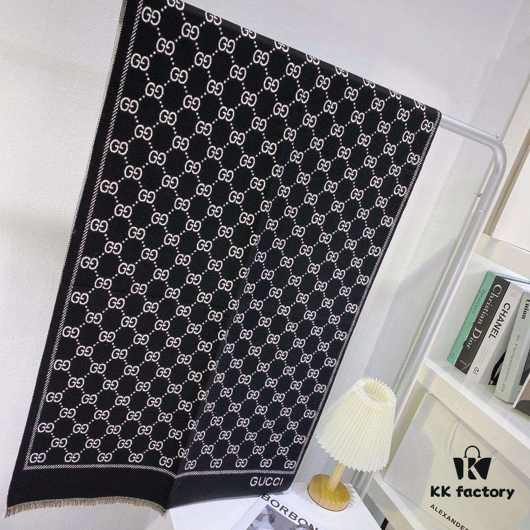6931a8d6ccd8ab3d7af9d3c1 GUCCI (Gucci) 2021 Latest Masterpiece: Exquisite Double G Pattern Cashmere Scarf