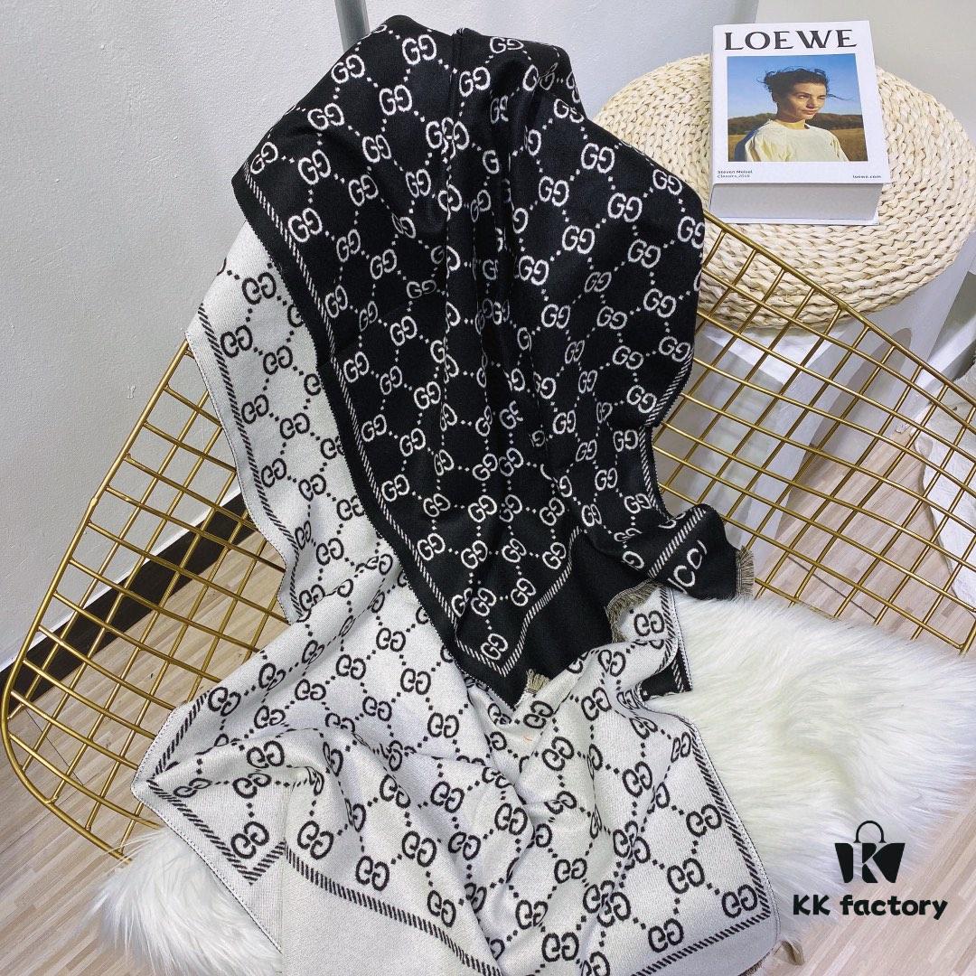 6931a8d6ccd8ab3d7af9d3c2 GUCCI (Gucci) 2021 Latest Masterpiece: Exquisite Double G Pattern Cashmere Scarf
