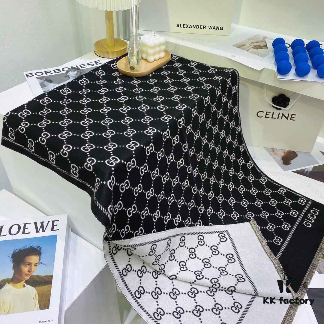 6931a8d7ccd8ab3d7af9d3c3 GUCCI (Gucci) 2021 Latest Masterpiece: Exquisite Double G Pattern Cashmere Scarf