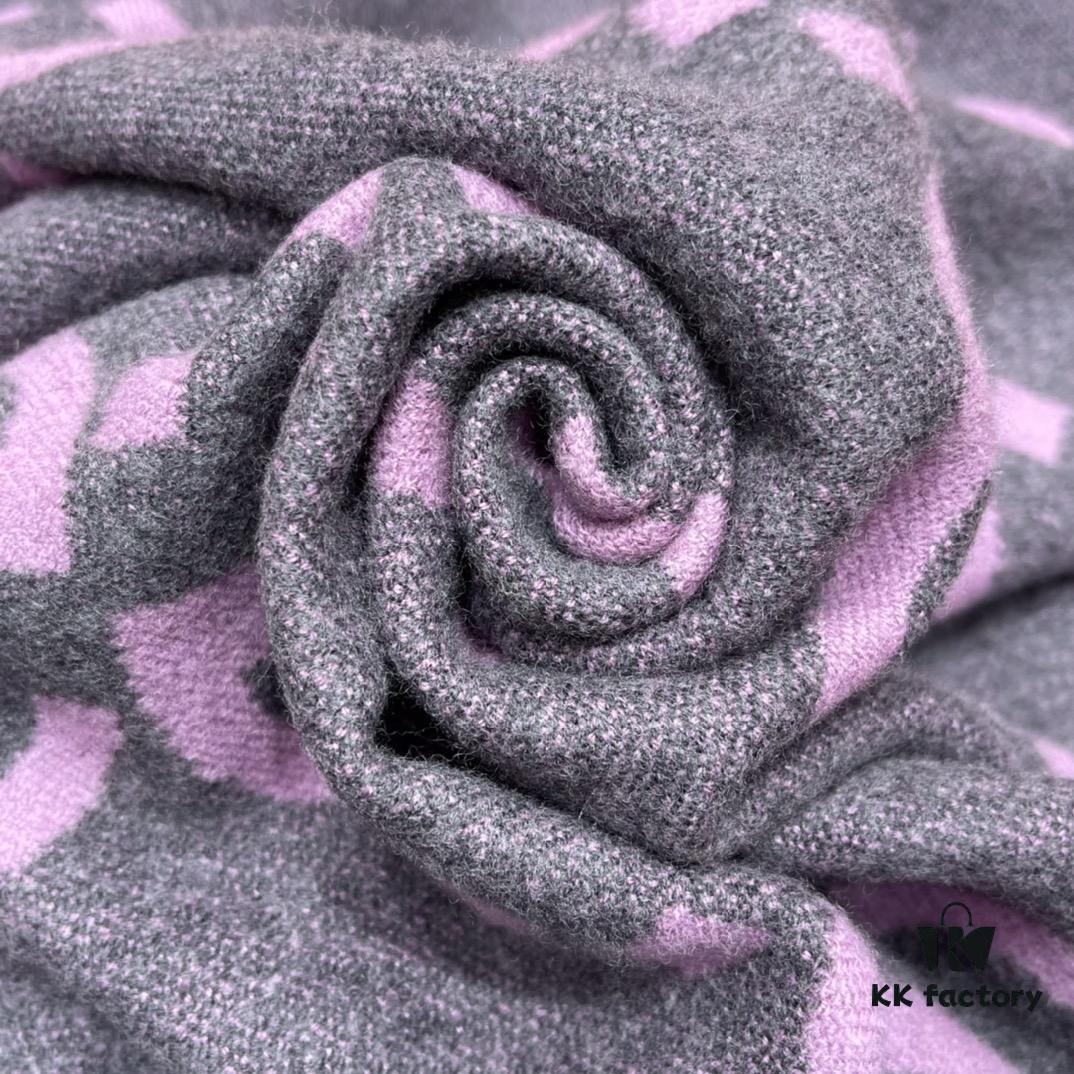 6931a8dcccd8ab3d7af9d427 Gray Pink GUCCI Double-Sided Large Tassel Scarf – 100% Cashmere, Extremely Soft and Skin-Friendly, Luxurious and Elegant Unisex Scarf, 45*200CM