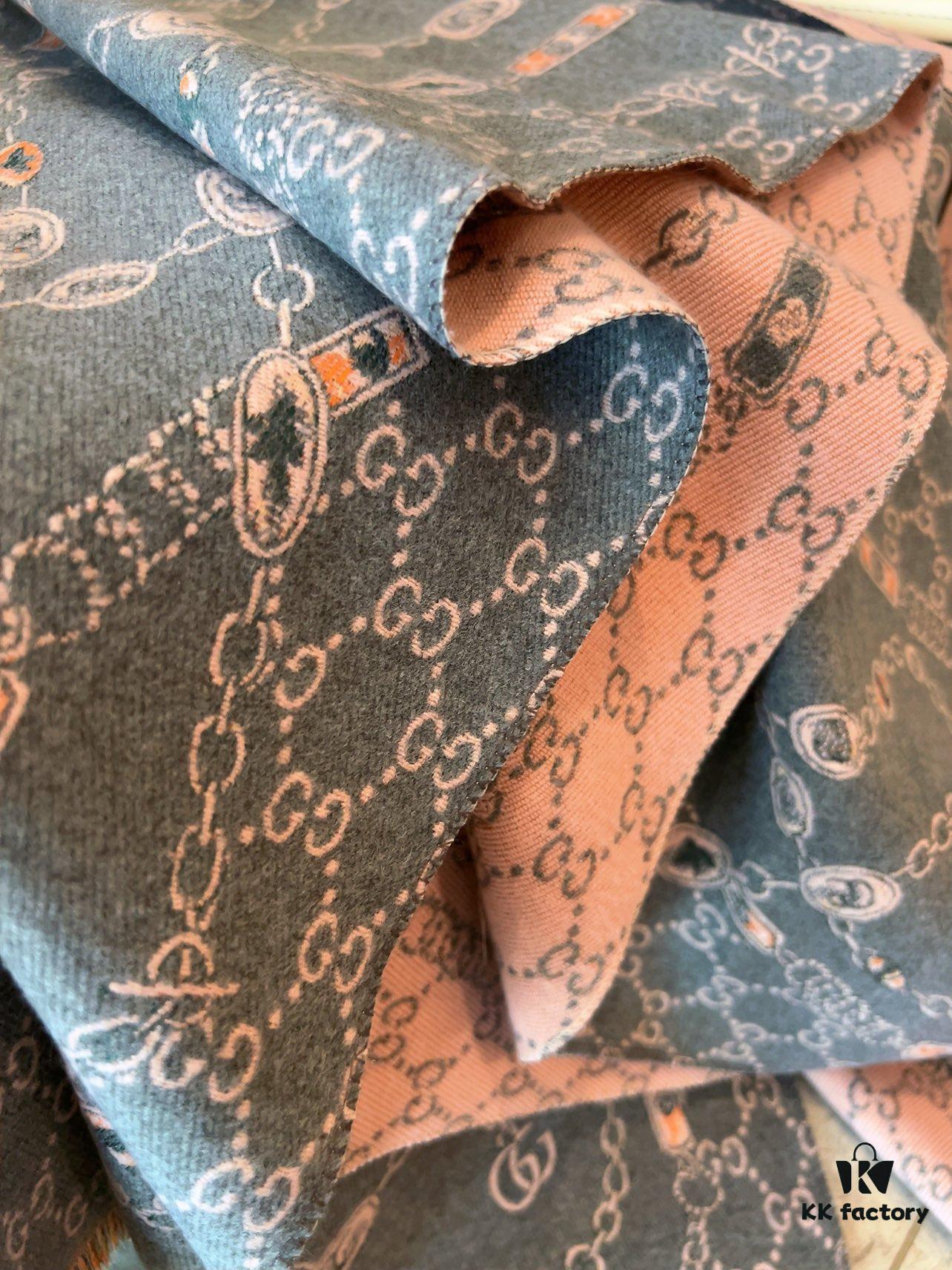 GG Pattern Fabric with Stylish Letter Design