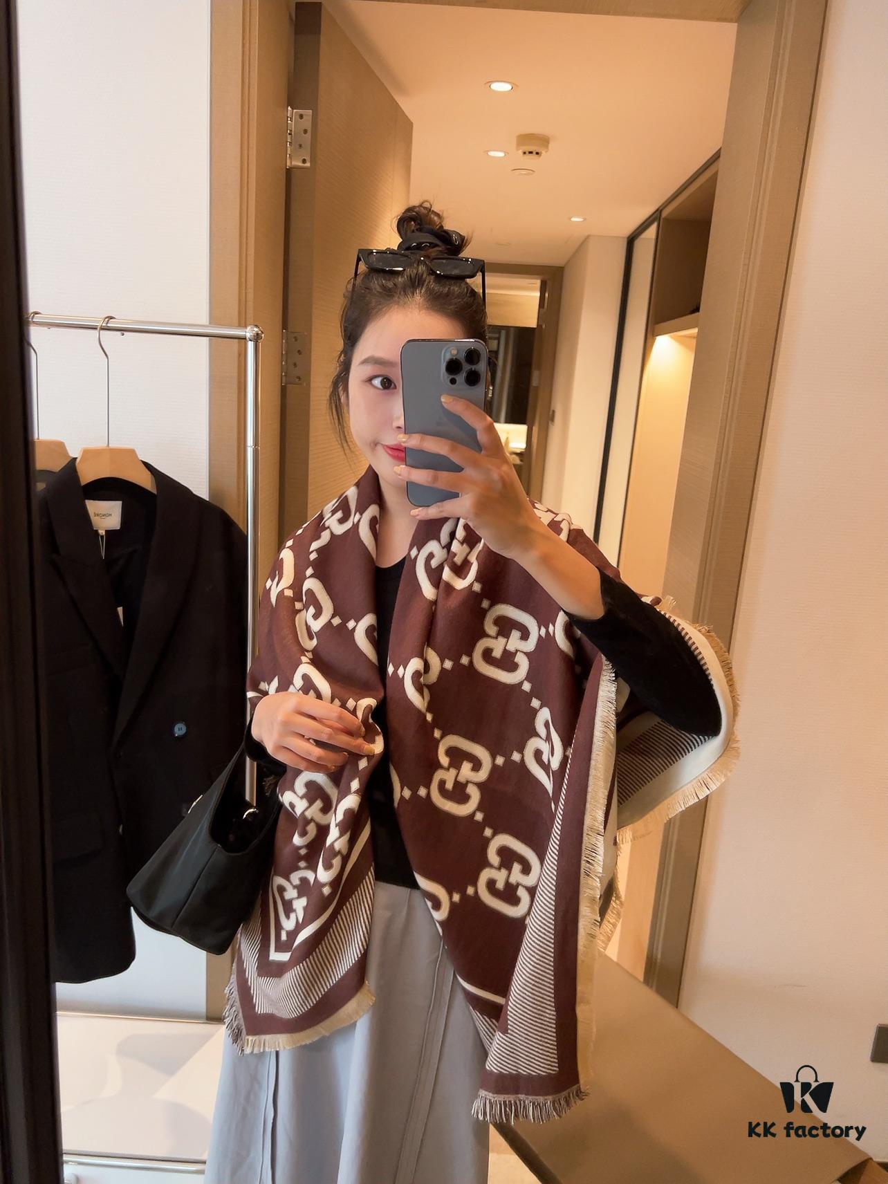 6931a8e2ccd8ab3d7af9d47d Gucci Premium Original Stock Large Scarf 140x140 cm - New 2022 Double-Sided Classic Print in Dual Colors
