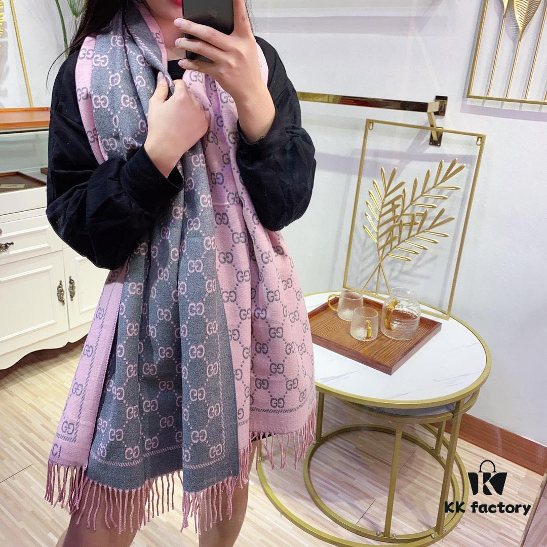 6931a8e3ccd8ab3d7af9d493 GUCCI (Gucci) 2020 Latest Masterpiece: Elegant and Timeless Scarf with Iconic Double G Design