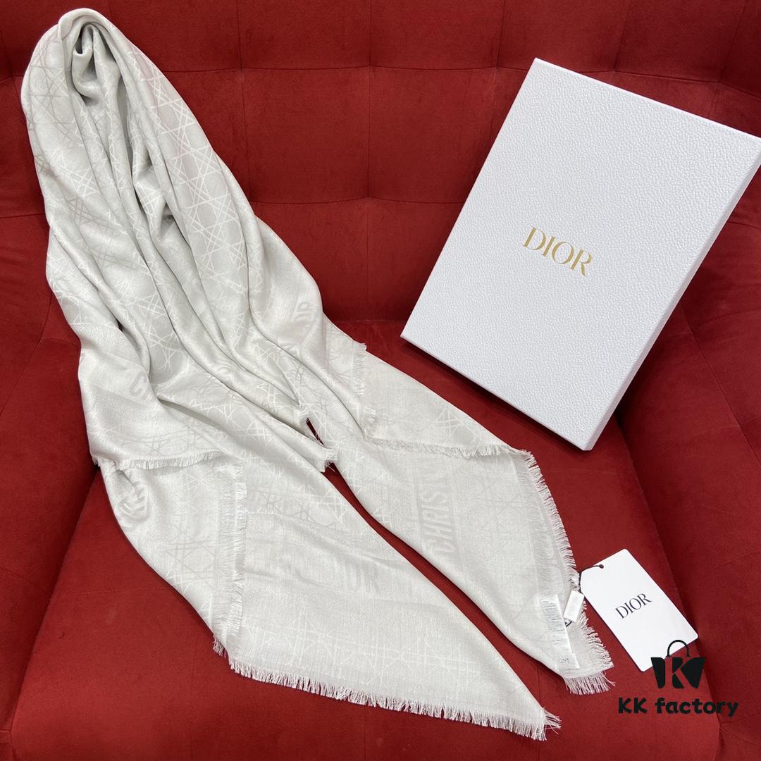 6931a8e7ccd8ab3d7af9d4ca Dior Checkered Pattern Gold Thread Shawl, White - Silk and Wool-Cashmere Blend, 140cm*140cm