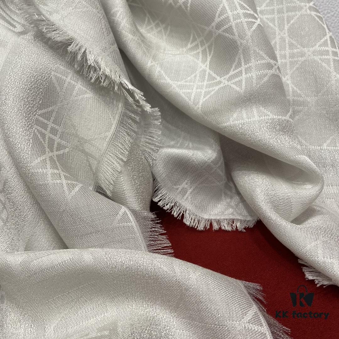 6931a8e7ccd8ab3d7af9d4d0 Dior Checkered Pattern Gold Thread Shawl, White - Silk and Wool-Cashmere Blend, 140cm*140cm