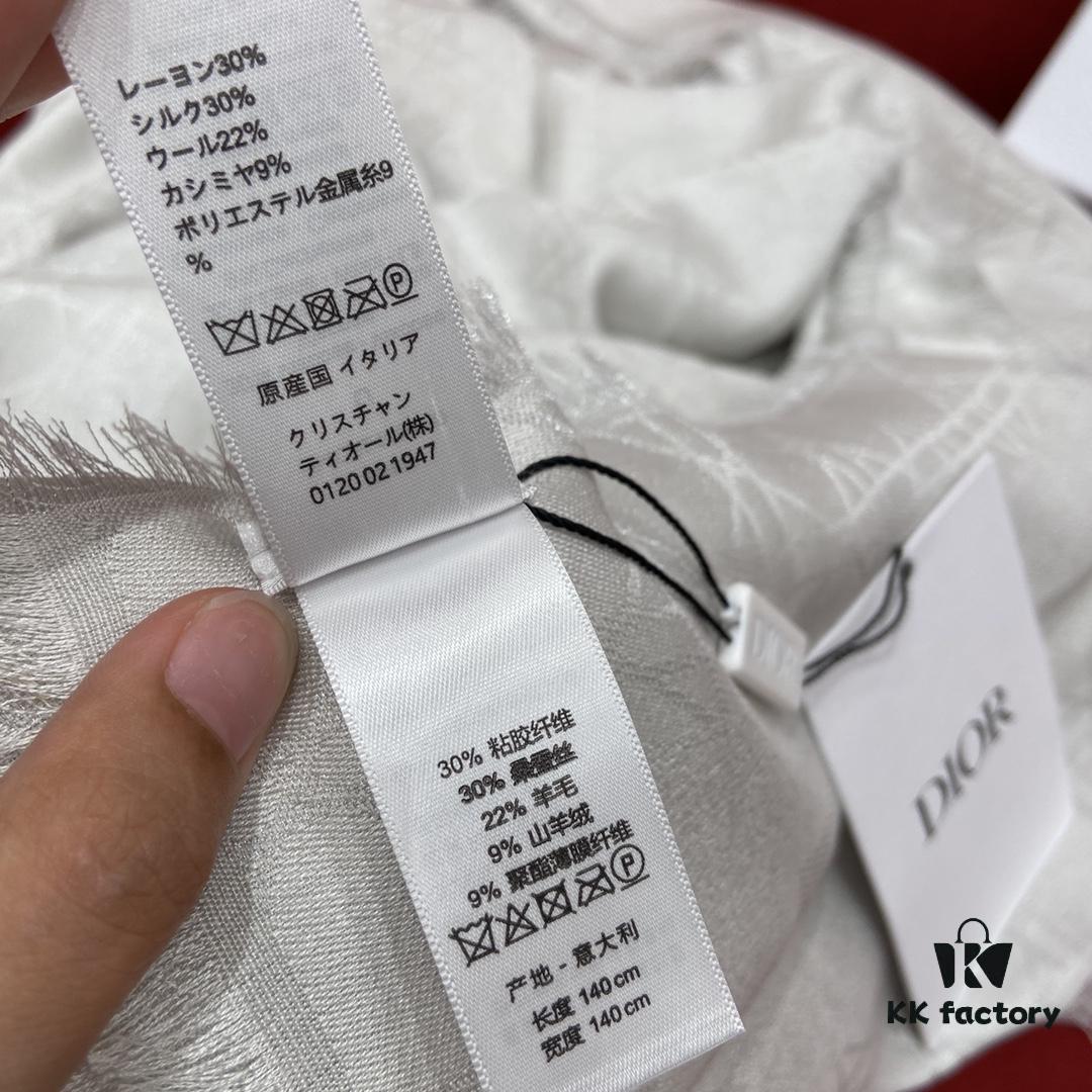 6931a8e7ccd8ab3d7af9d4d1 Dior Checkered Pattern Gold Thread Shawl, White - Silk and Wool-Cashmere Blend, 140cm*140cm