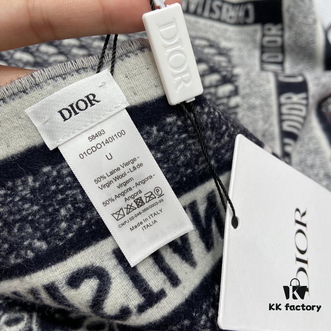 6931a8e9ccd8ab3d7af9d4ec Dior Classic Floral Print Shawl – A Must-Have Accessory