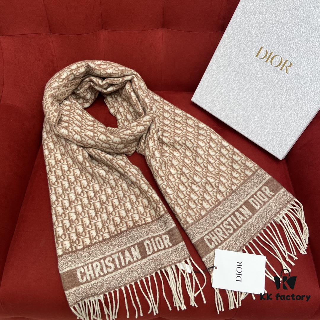 6931a8e9ccd8ab3d7af9d4f0 Khaki Dior Winter Must-Have Super Classic Cashmere Scarf